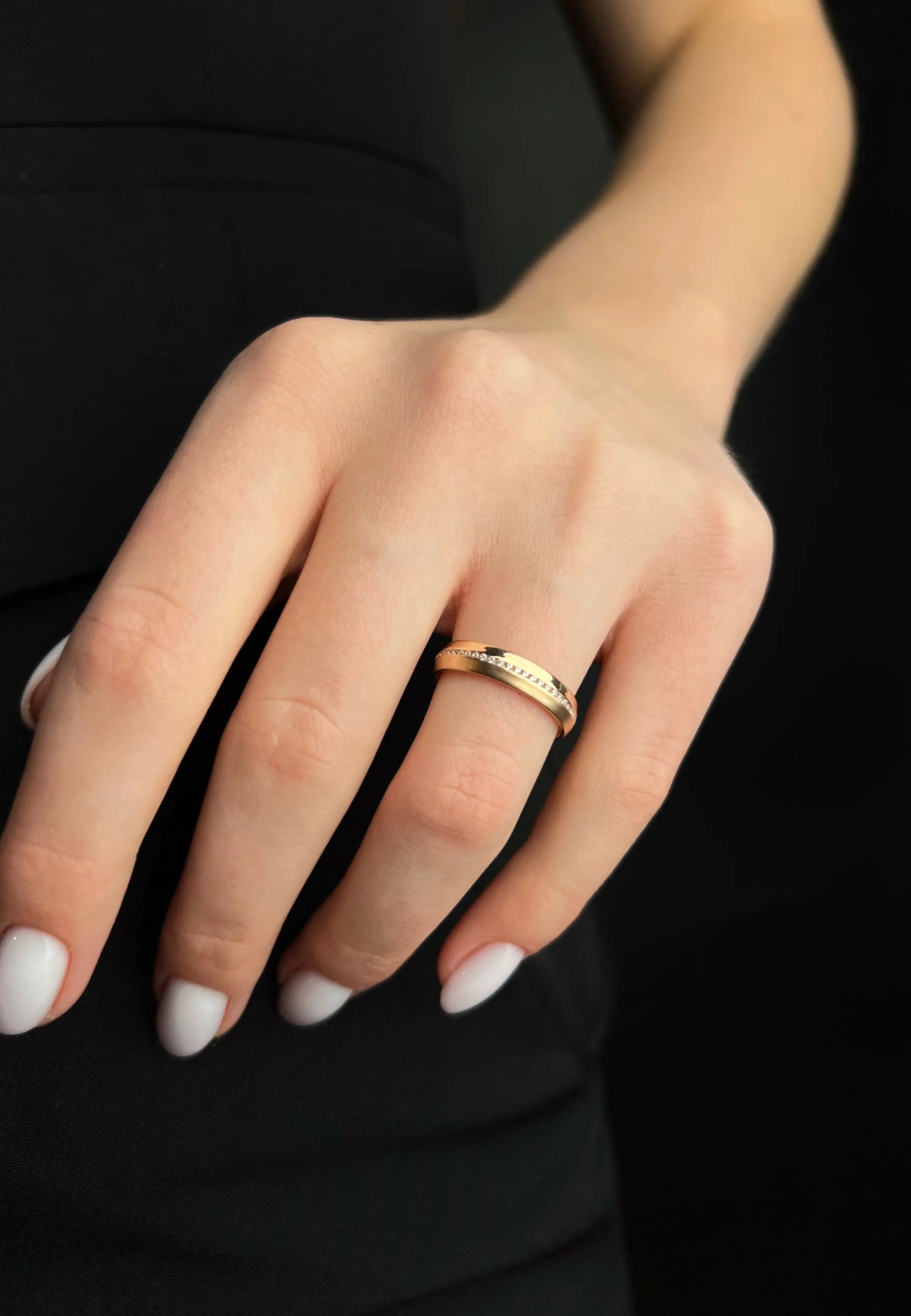 Обркчка з куб. цирконієм з червоного золота 160-0017