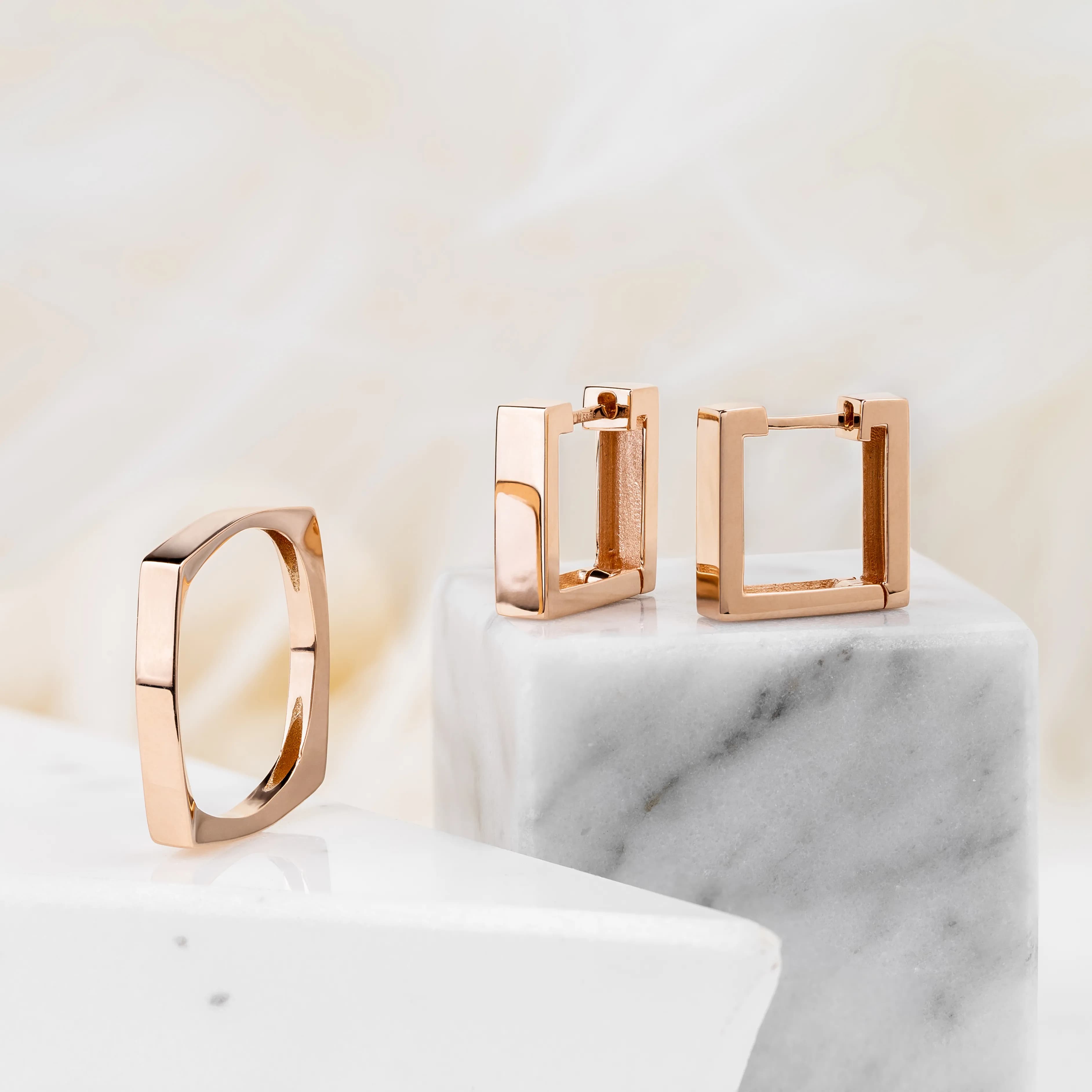 Перстень "Quattro" з червоного золота (18,5)