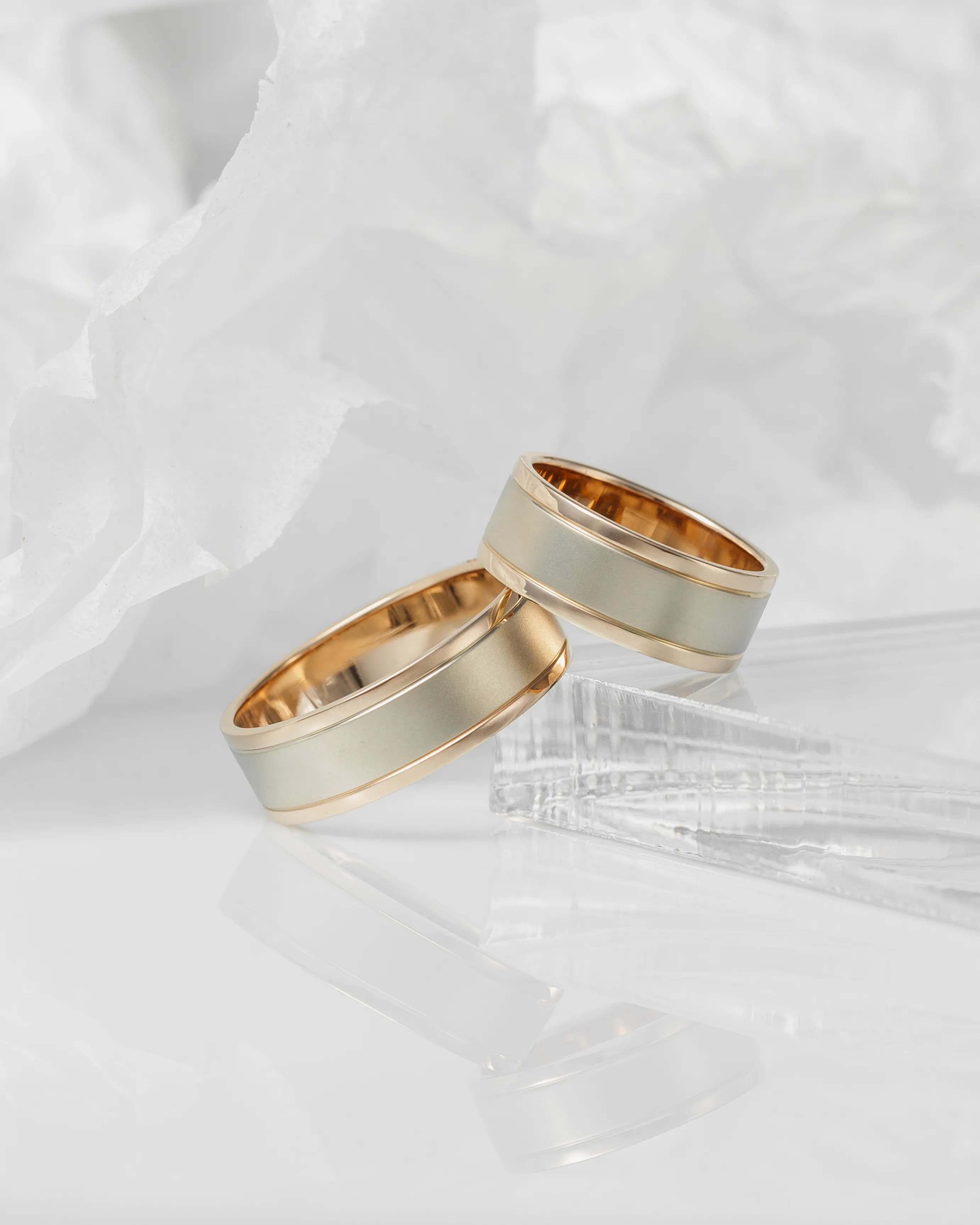 Обручка "Берег океану" з комбінованого золота 300-0133.S (16)