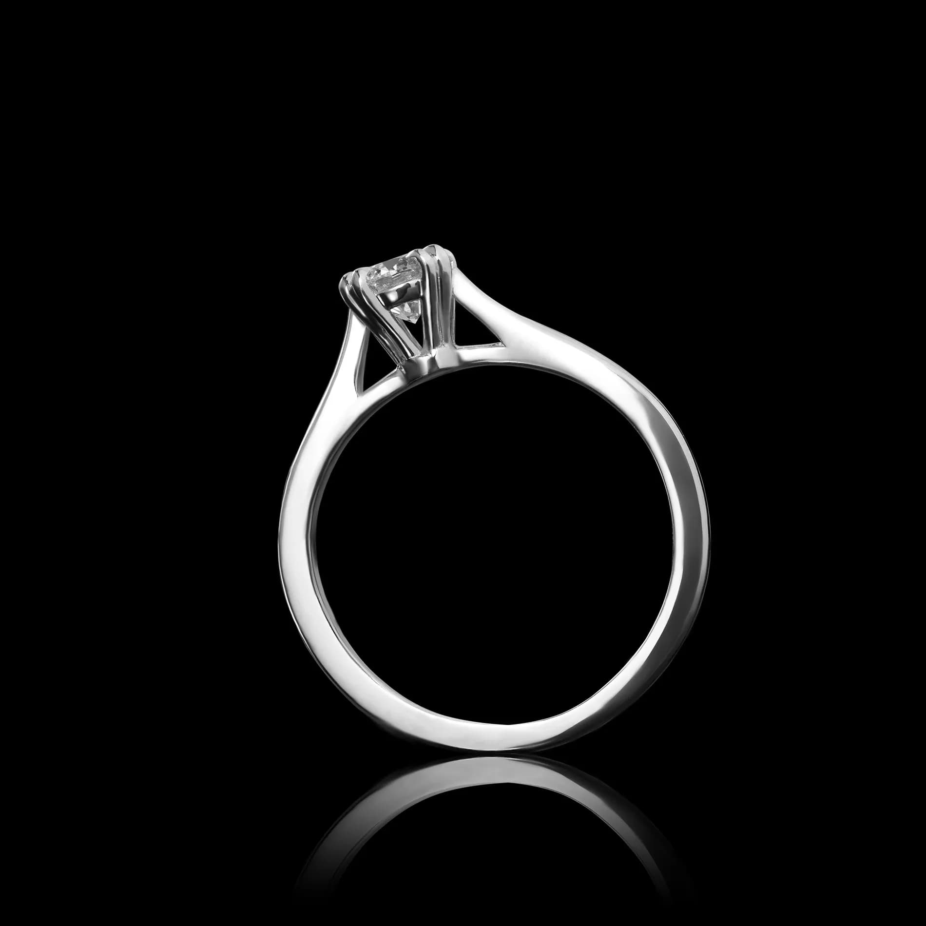 Каблучка з діамантом "Winston" з білого золота GIA (16,5)