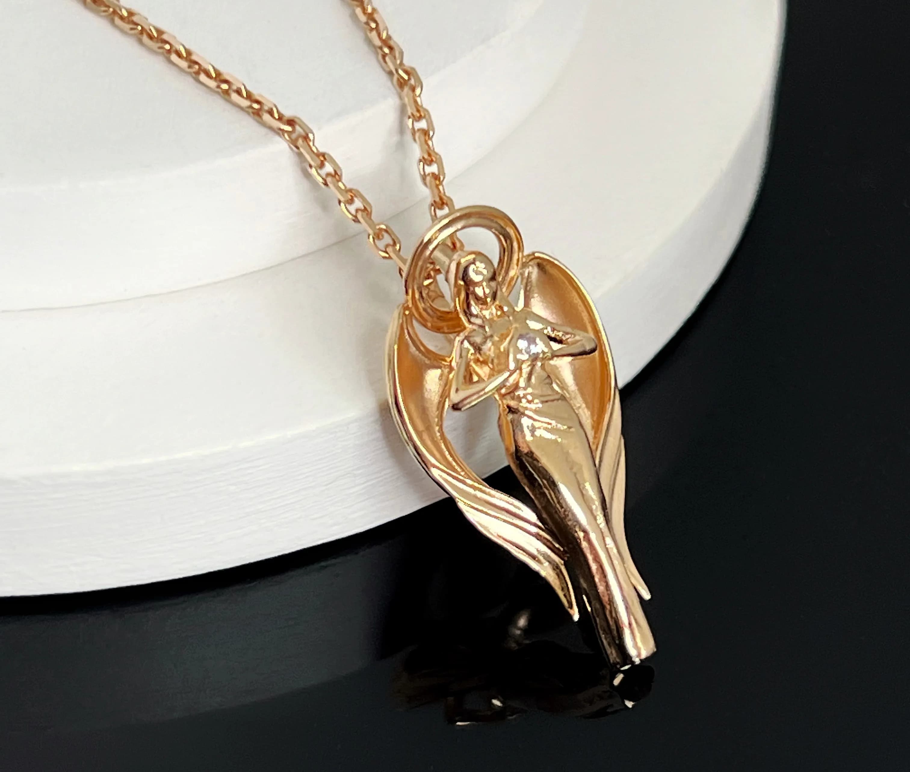 Підвіска "Ангел" з червоного золота 165-0750.1