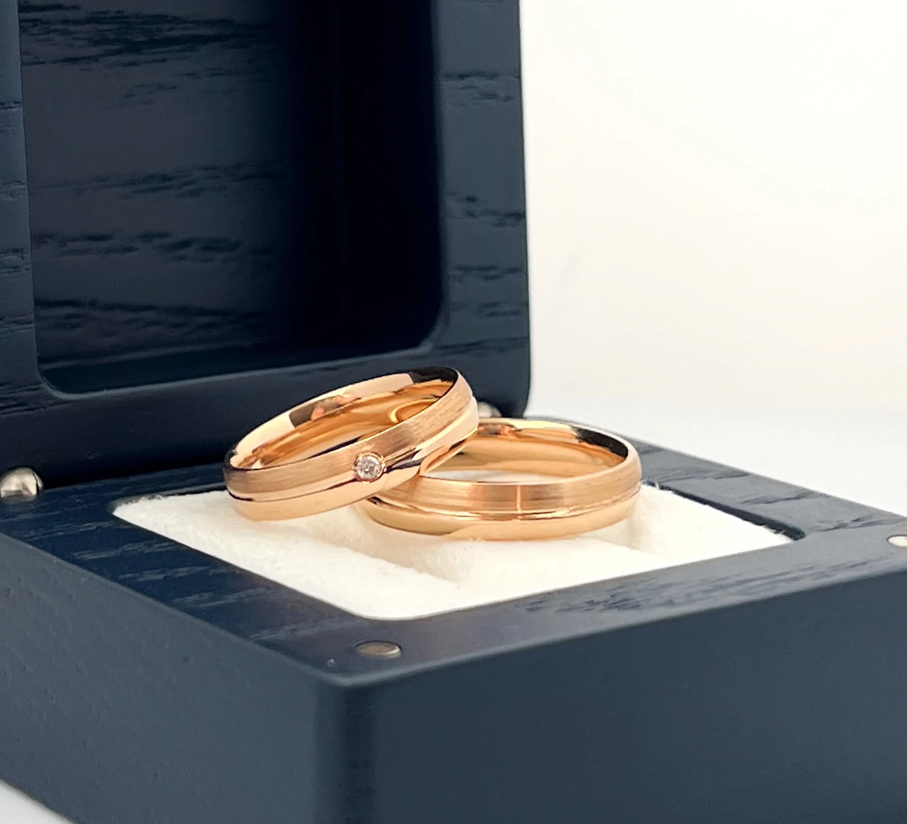 Обручка "Екватор" з червоного золота 160-0008 (17)