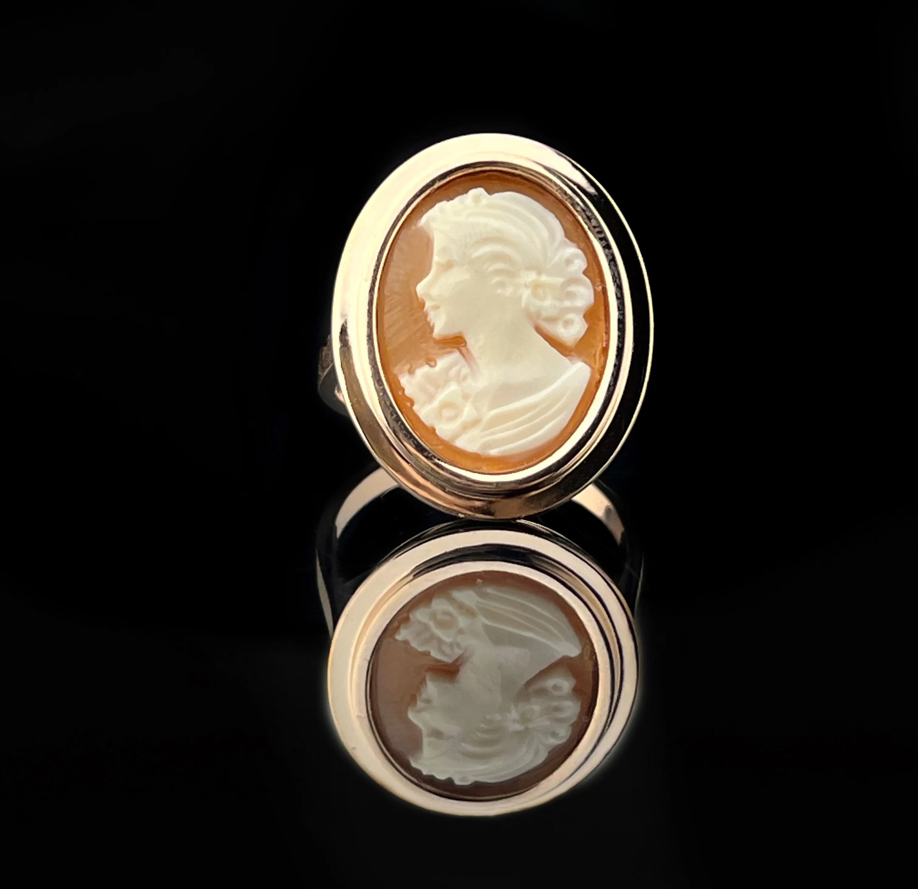 Перстень з камеєю "Ренесанс" з червоного золота (18)