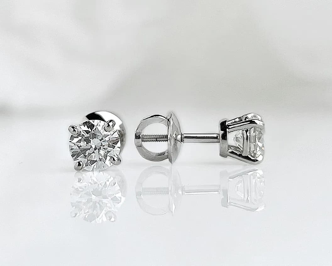 Сережки з діамантами вагою 2 карата з платини