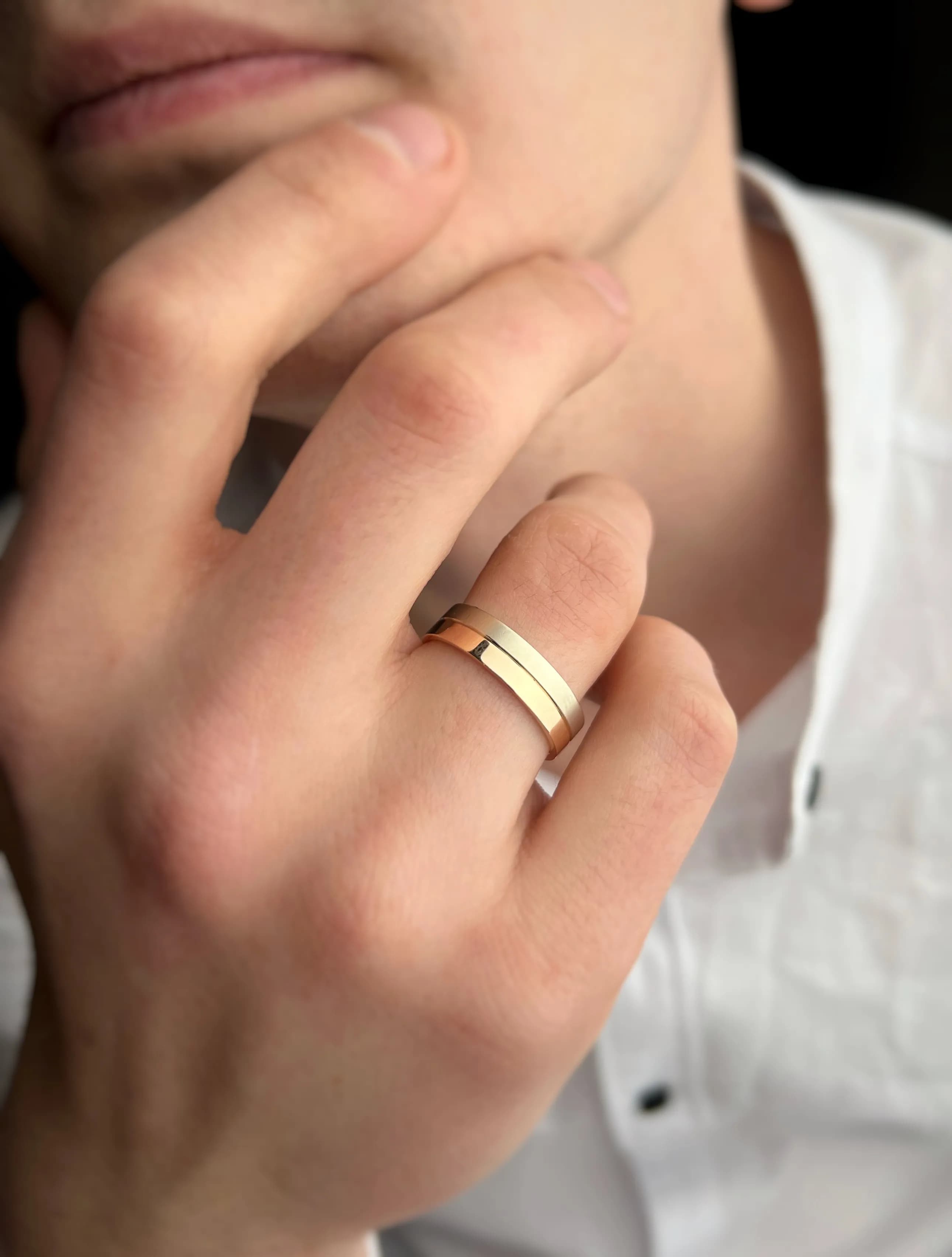 Пара обручок з комбінованого золота 300-0215.01_360-0215.01