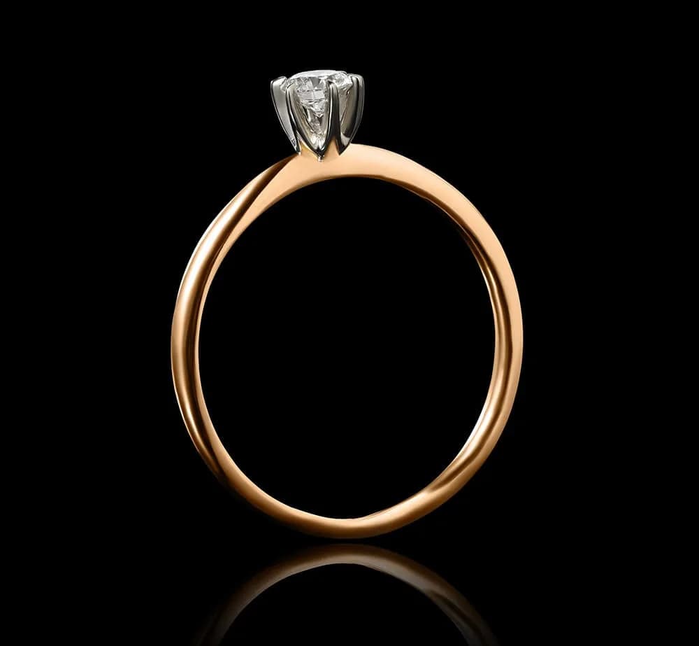 Каблучка з діамантом  ``Diamond`s forever`` з комбінованого золота 313-0379 (16,5)