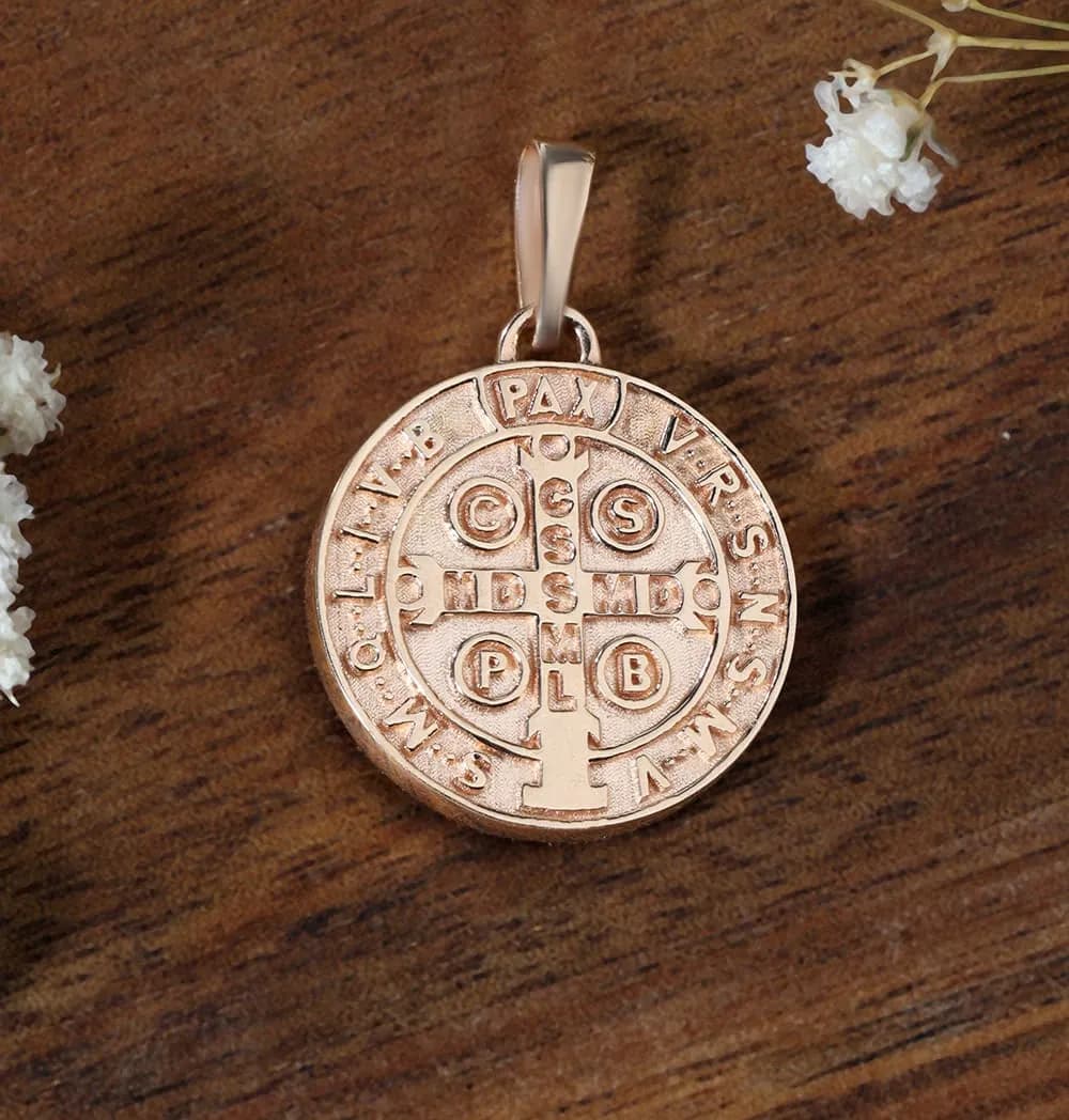 Медальйон св. Бенедикта з червоного золота P10 20мм
