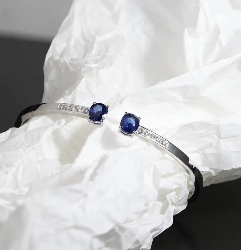 Браслет з сапфірами з білого золота "Амстел" B29