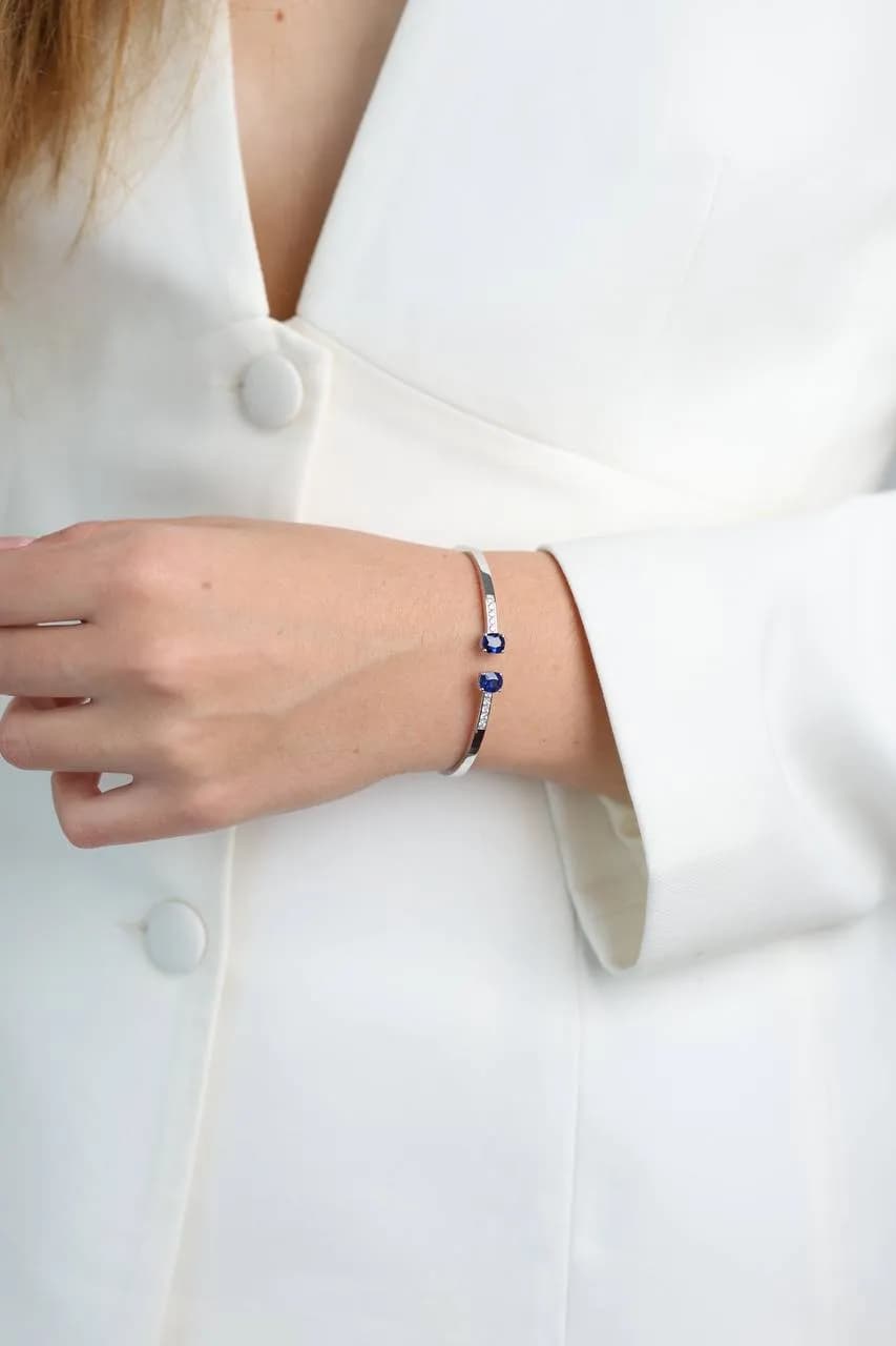 Браслет з сапфірами з білого золота "Амстел" B29