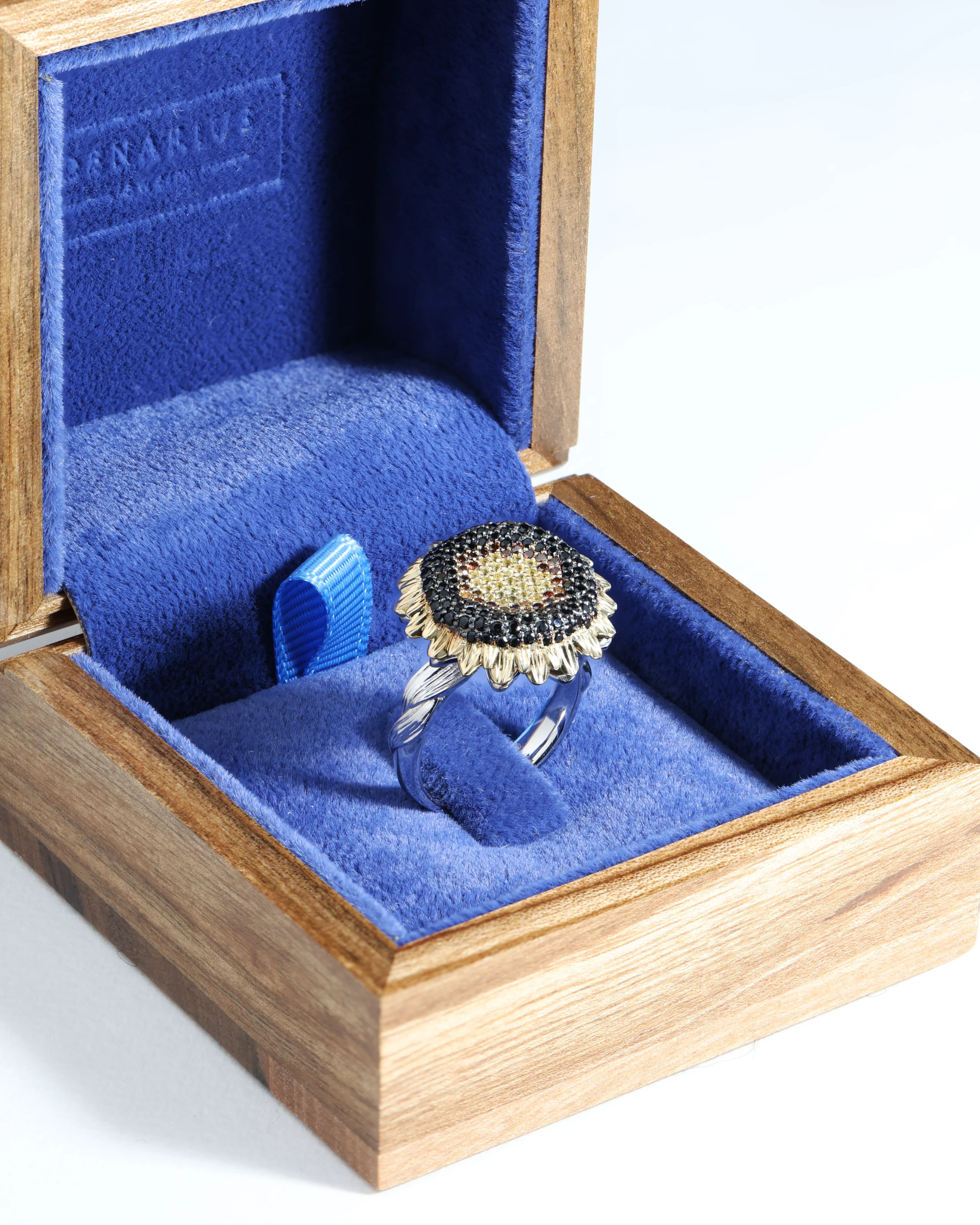 Каблучка "Квітучий Соняшник" з комбінованого золота R41