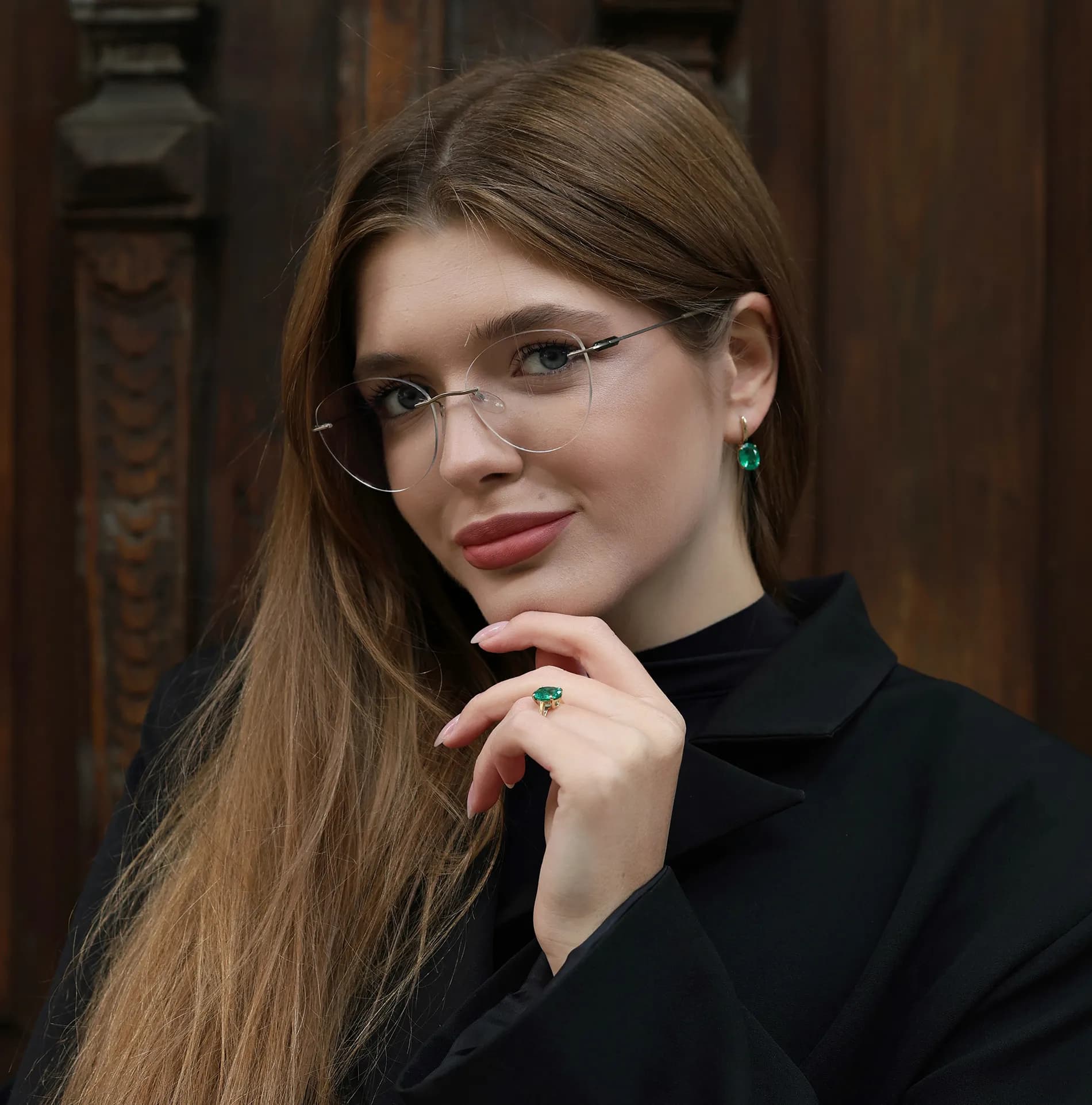 Сережки зі смарагдами з жовтого золота Antique Em E4 18k