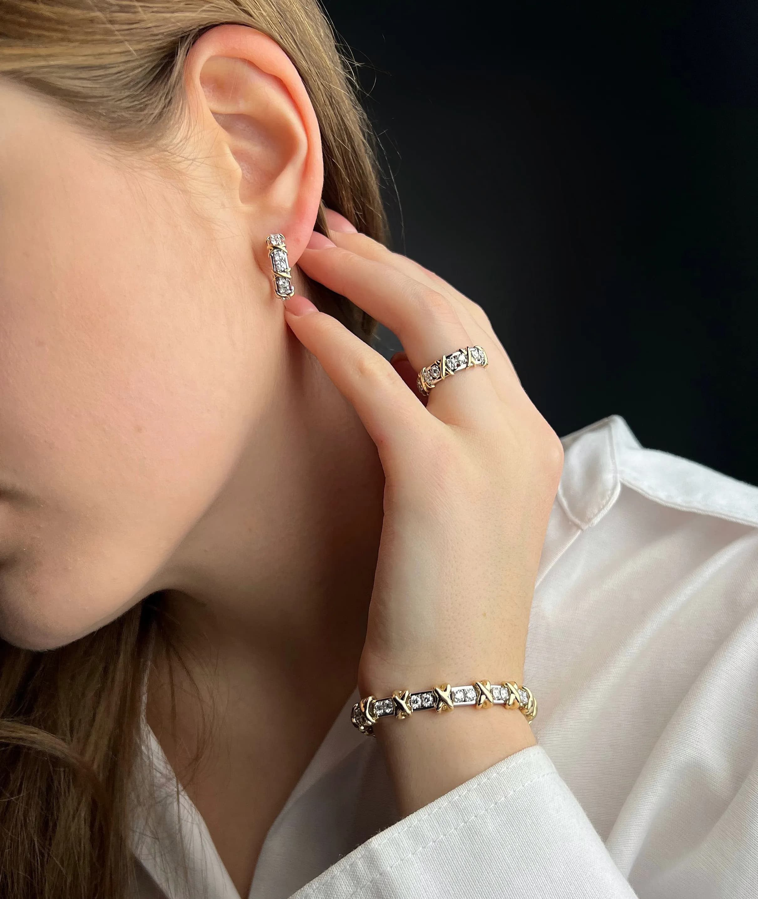 Сережки з діамантами "Criss Cross" E42 2,3mm