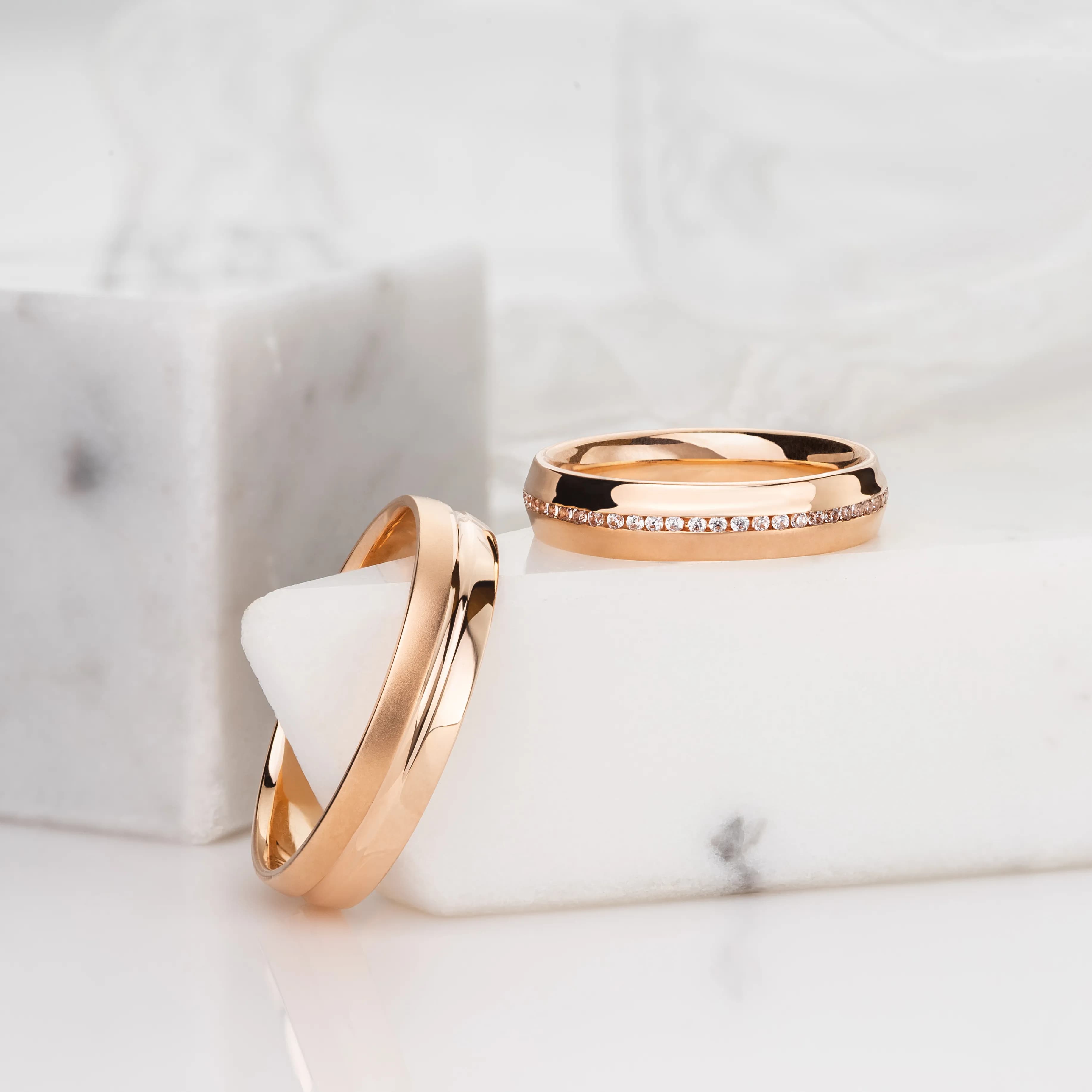 Обручка  з червоного золота 100-0017