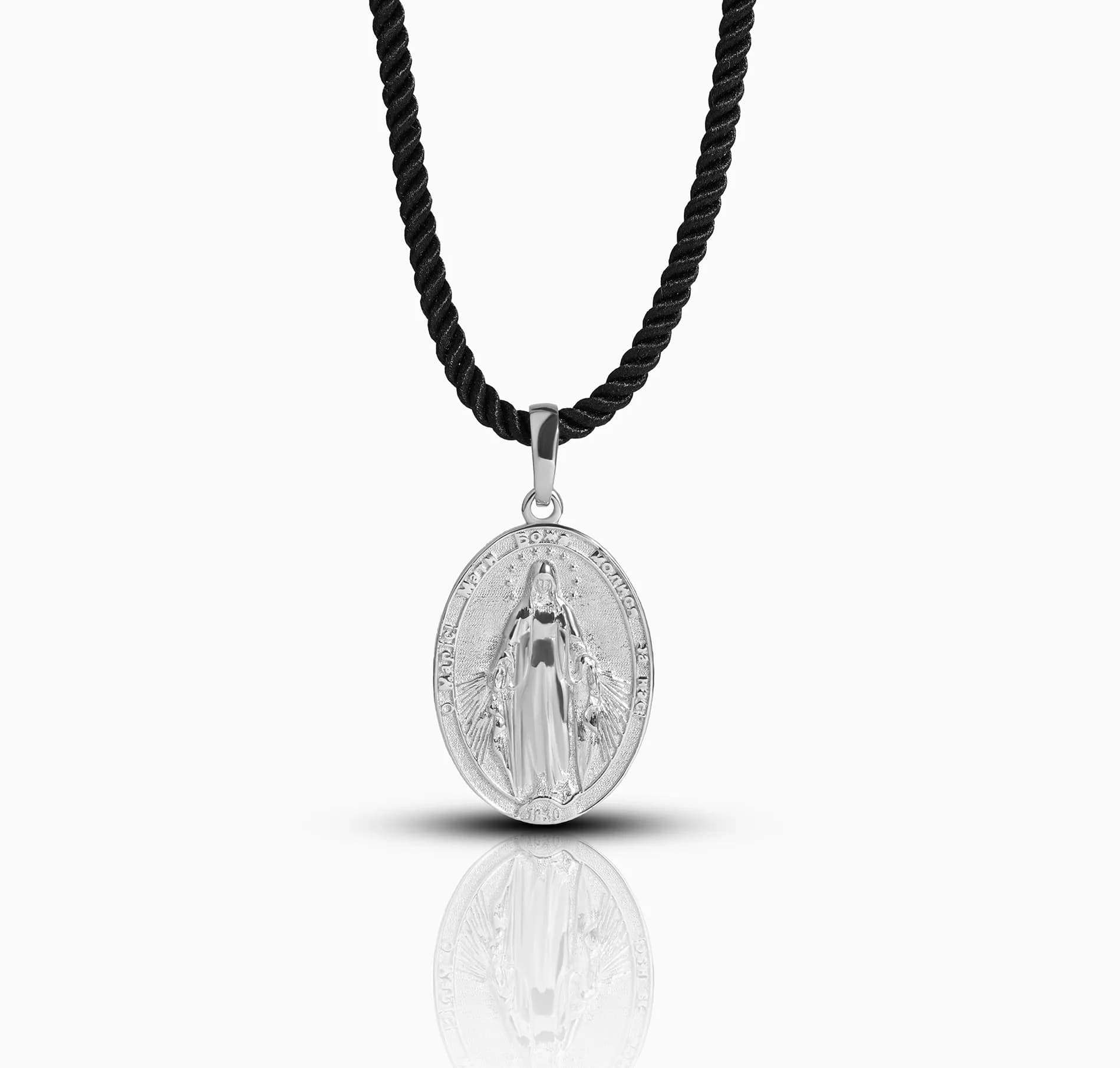 Медальйон Матері Божої Непорочного Зачаття з білого золота