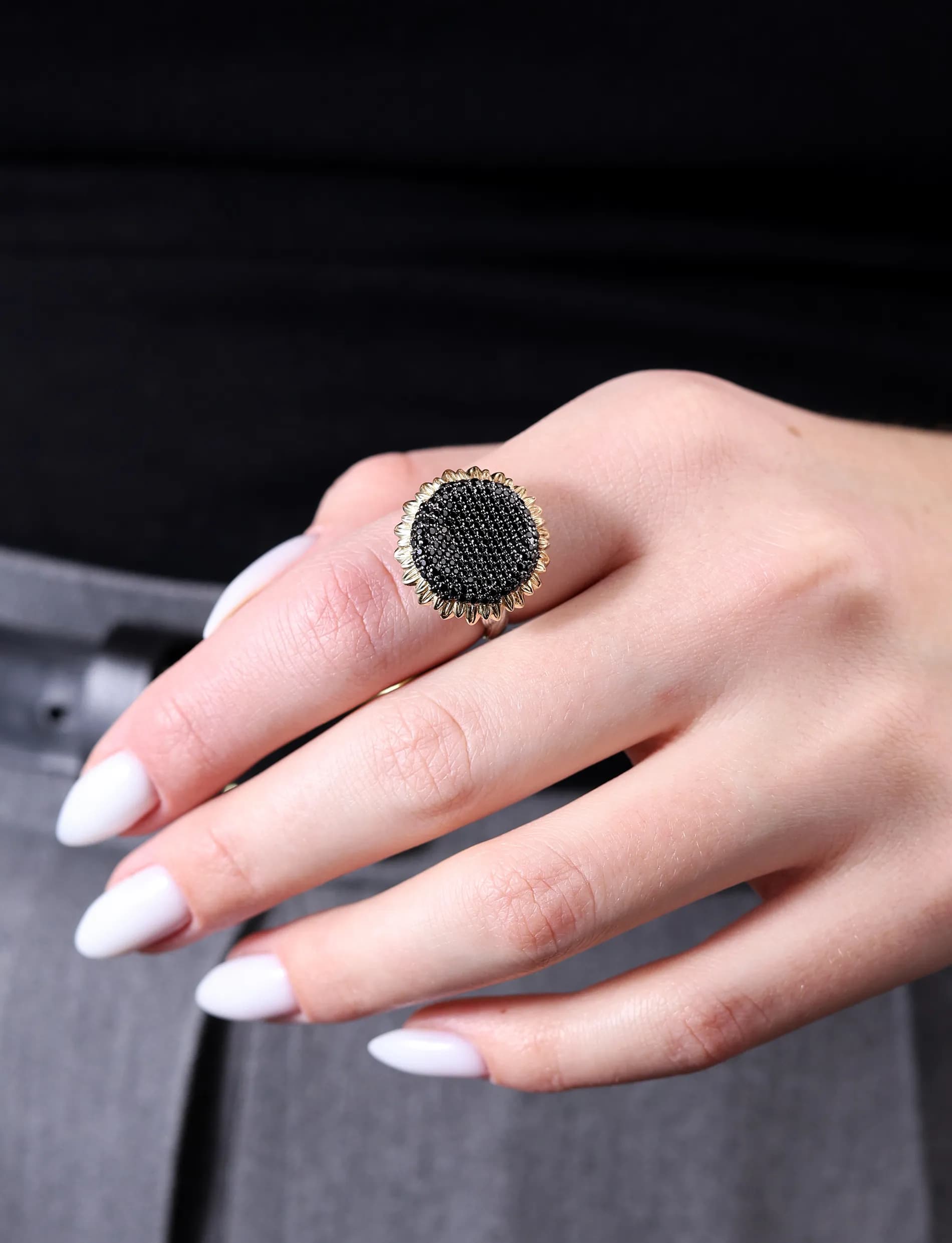 Перстень Сонях з комбінованого золота Соняхи R41 spinel