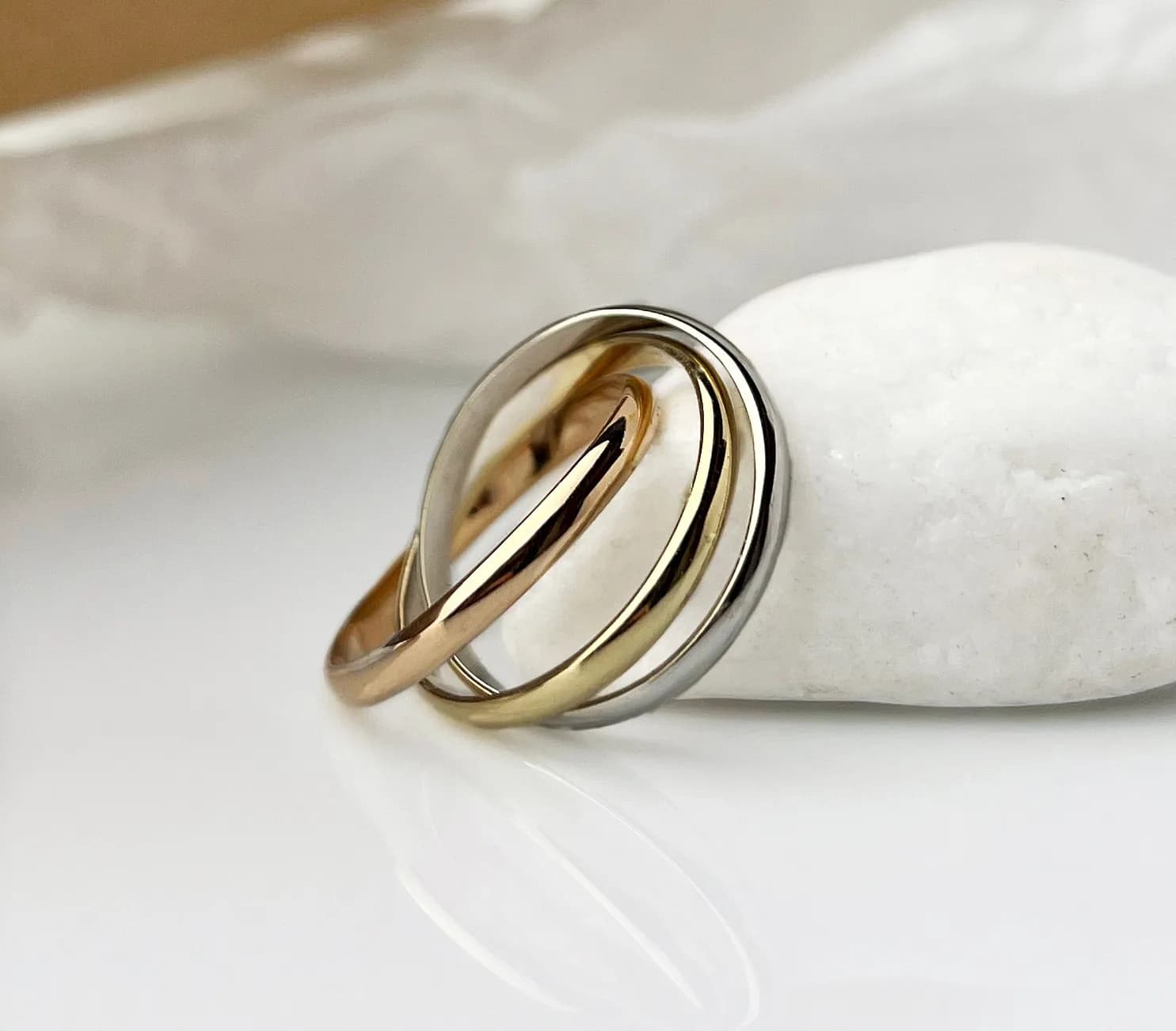 Перстень "Trinity" з комбінованого золота 503-0110 (17)