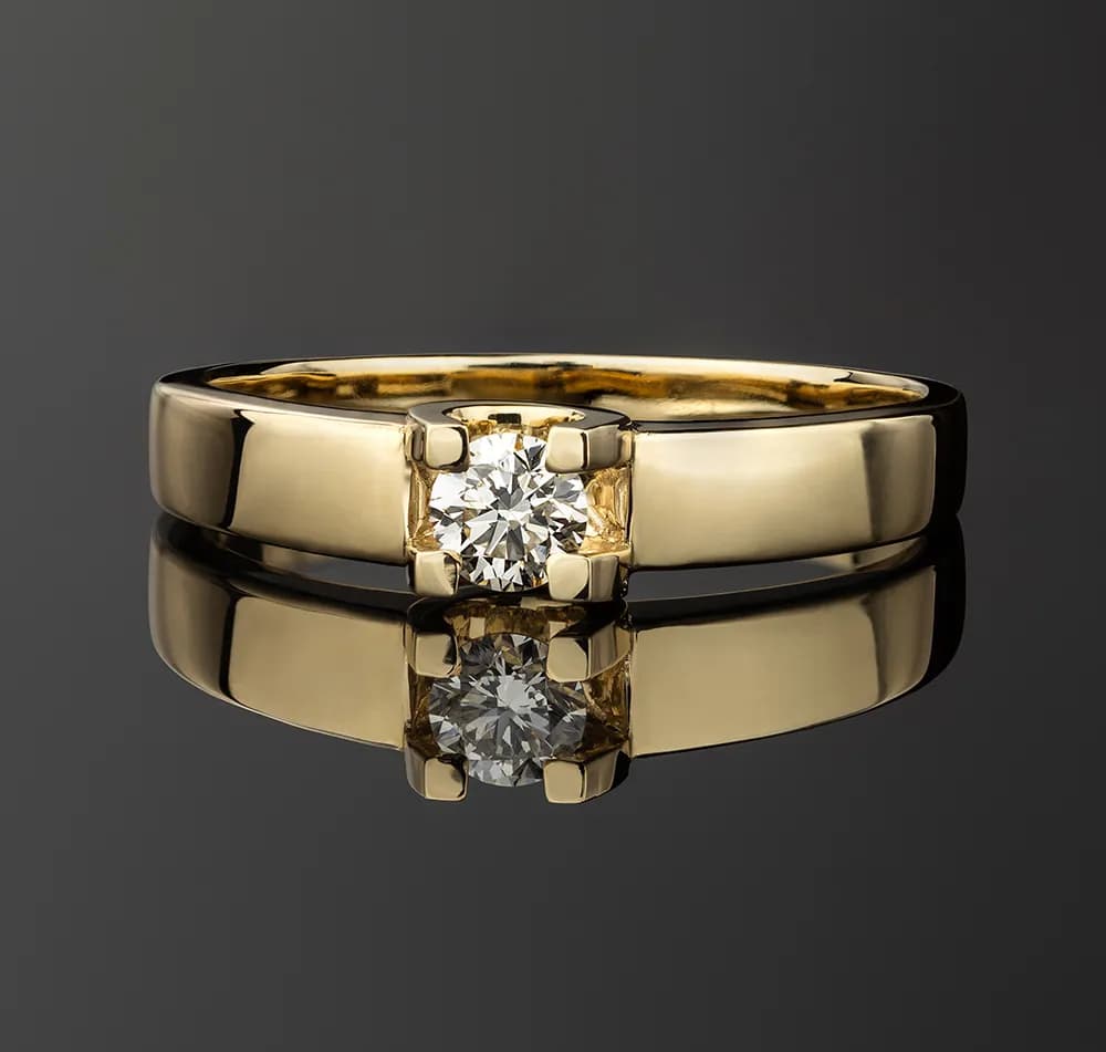 Каблучка з діамантом П`янке мартіні з жовтого золота (18)