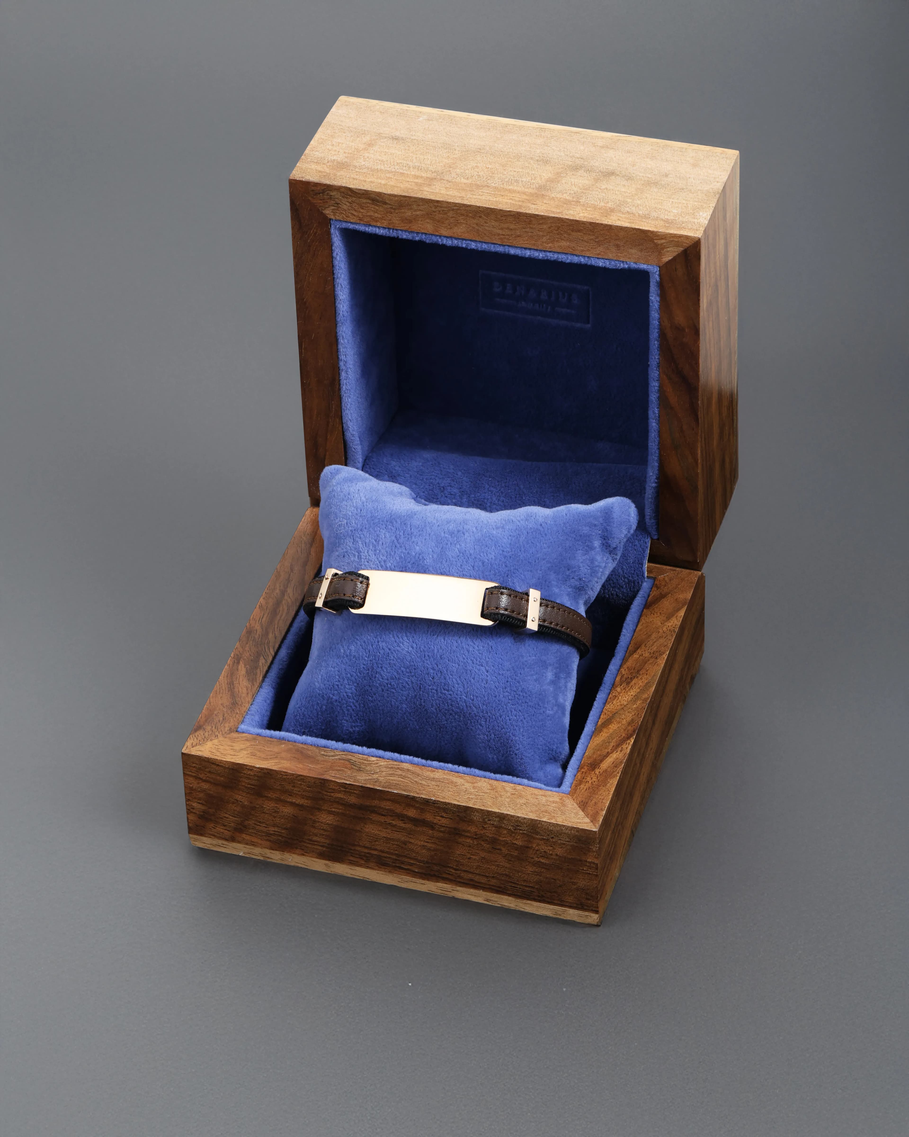 Шкіряний браслет з пластиною для гравіювання LBR F2 B1 02