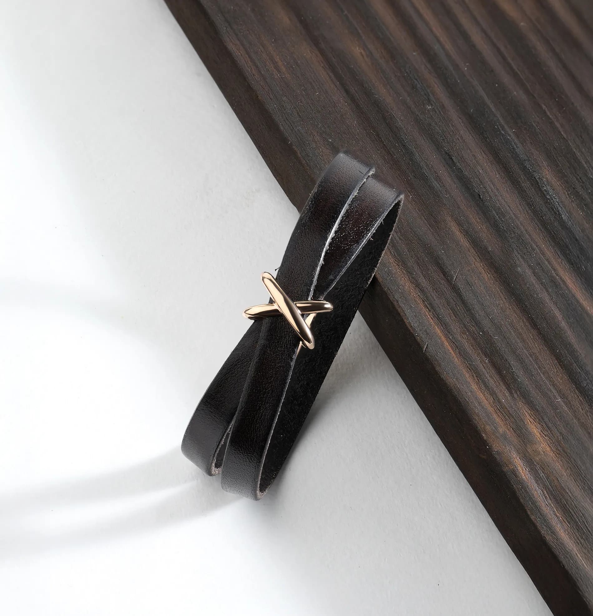 Шкіряний браслет із золотими вставками LBL F B1 03 double