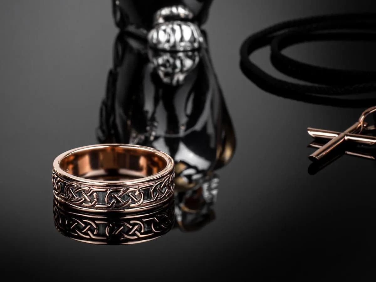 Перстень чоловічий "Магма" з червоного золота 100-0174 MAN (16)