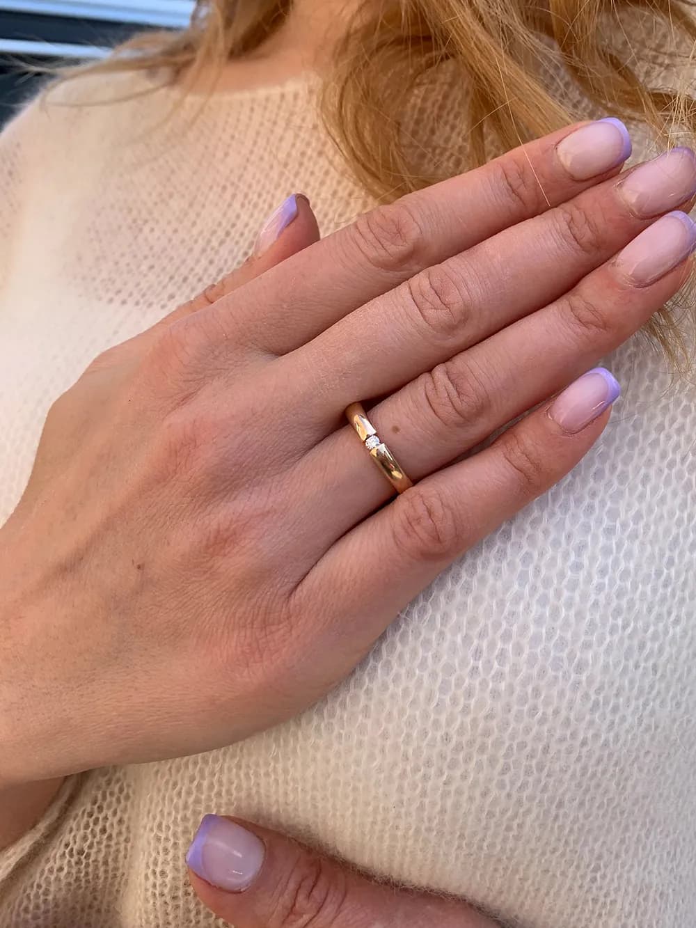 Обручка з діамантом "Полум'я" з червоного золота 110-0025