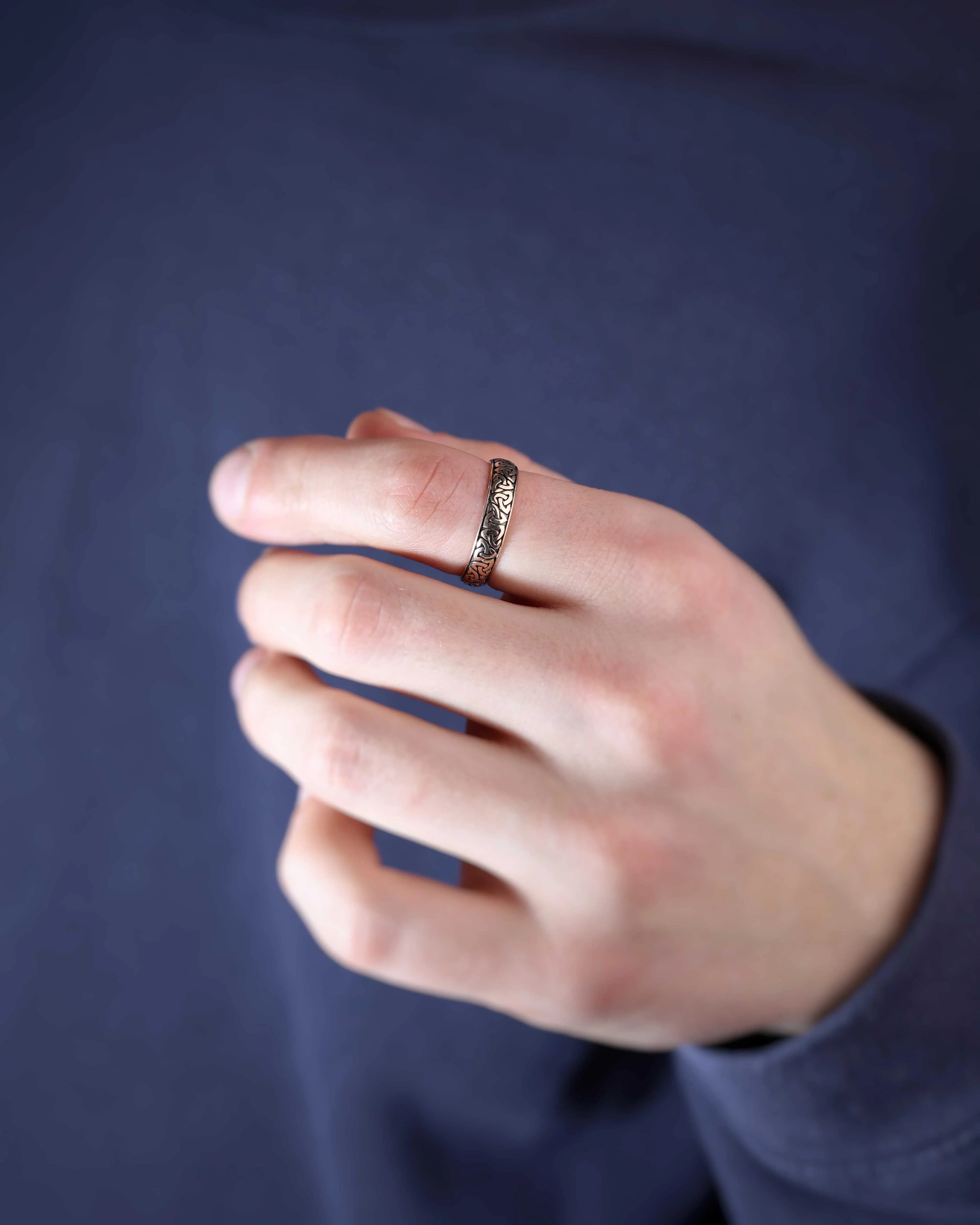 Чоловічий перстень з червоного золота 100-0135