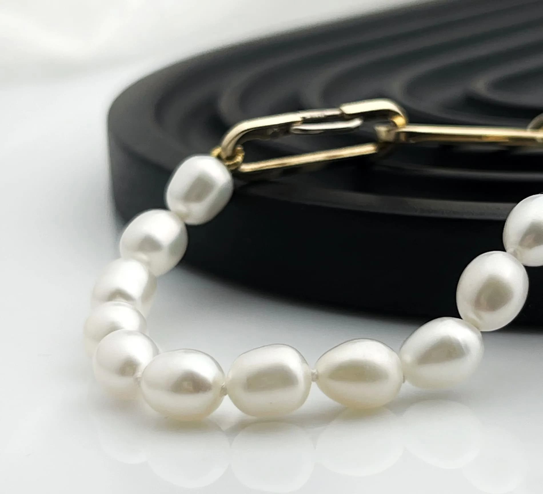 Браслет з перлинами з жовтого золота Perl Ov Br4 0108