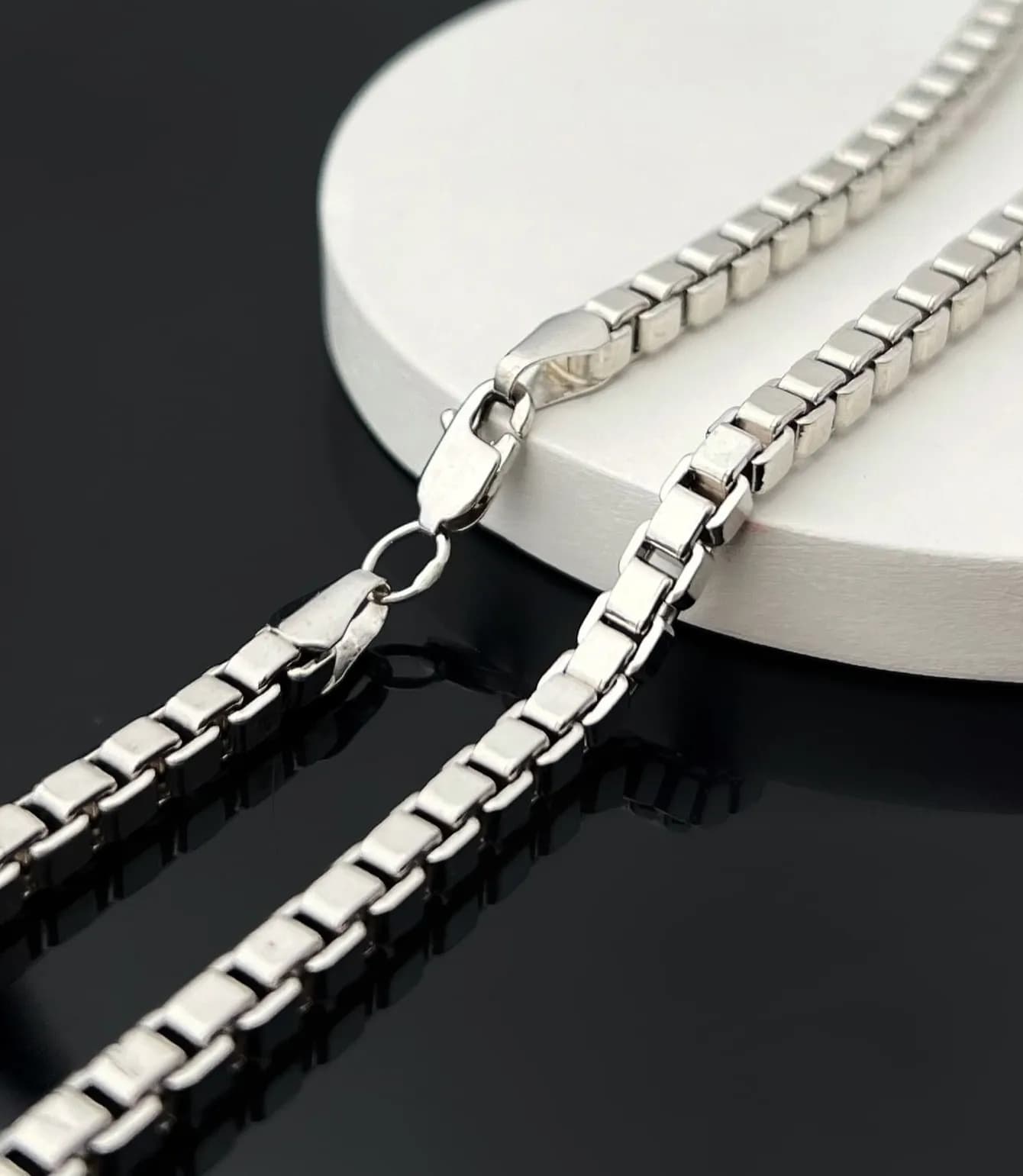 Ланцюжок "Венеціанка" з білого золота HVED16-240X(W)