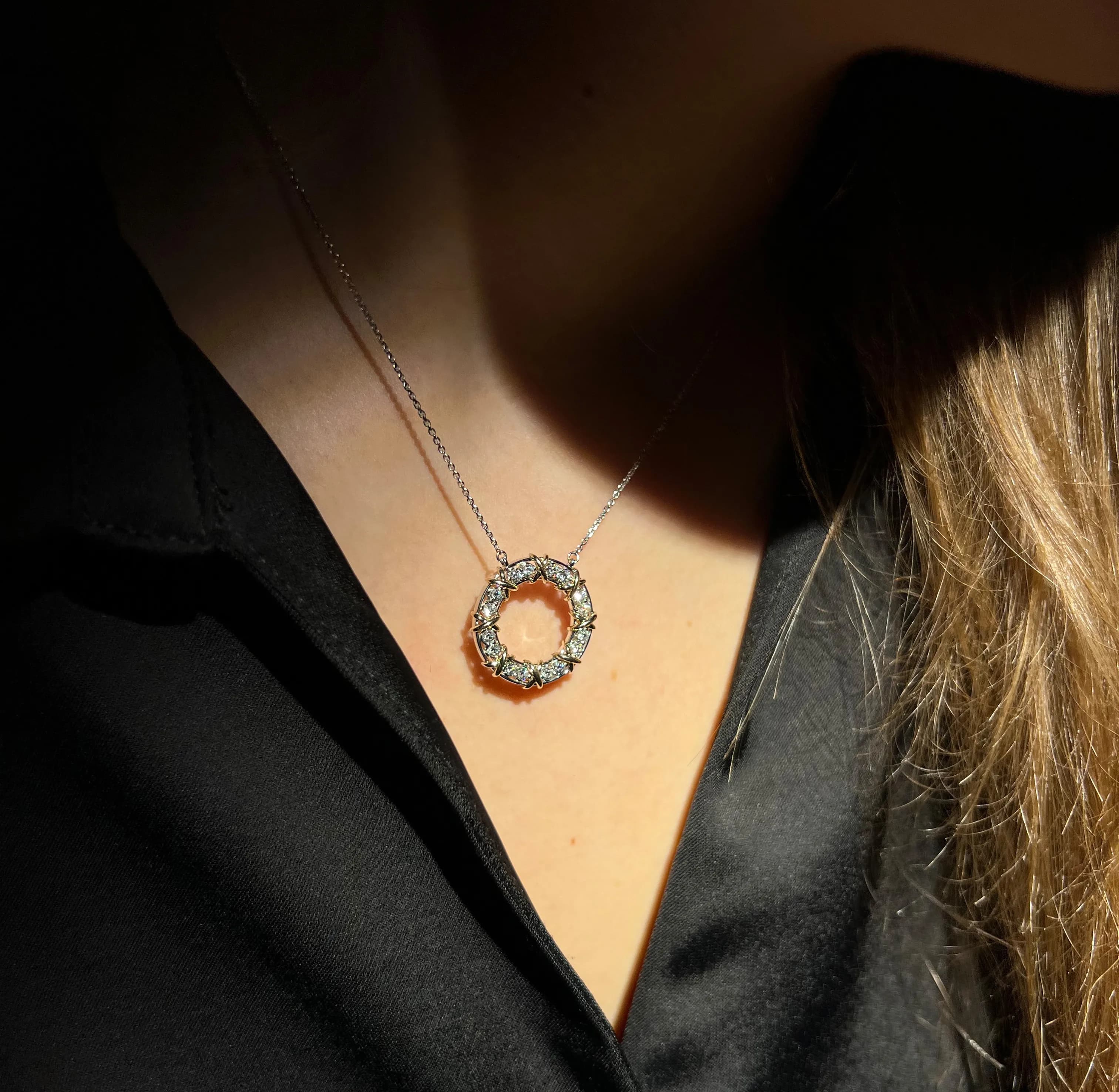 Кольє "Criss Cross" з діамантами з комбінованого золота