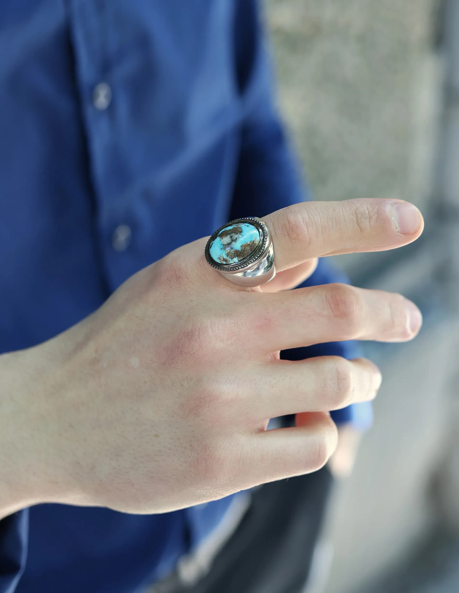 Печатка з бірюзою з білого золота Зевс R2 turqoise