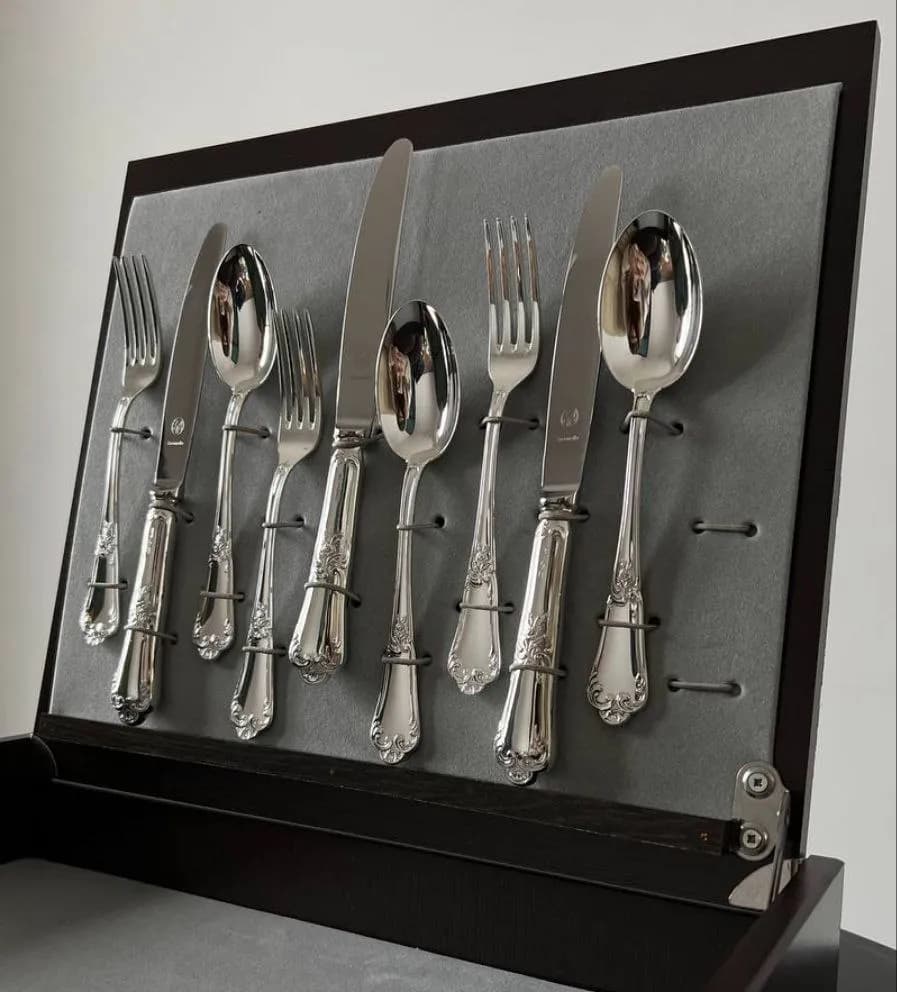Срібний набір столових приборів