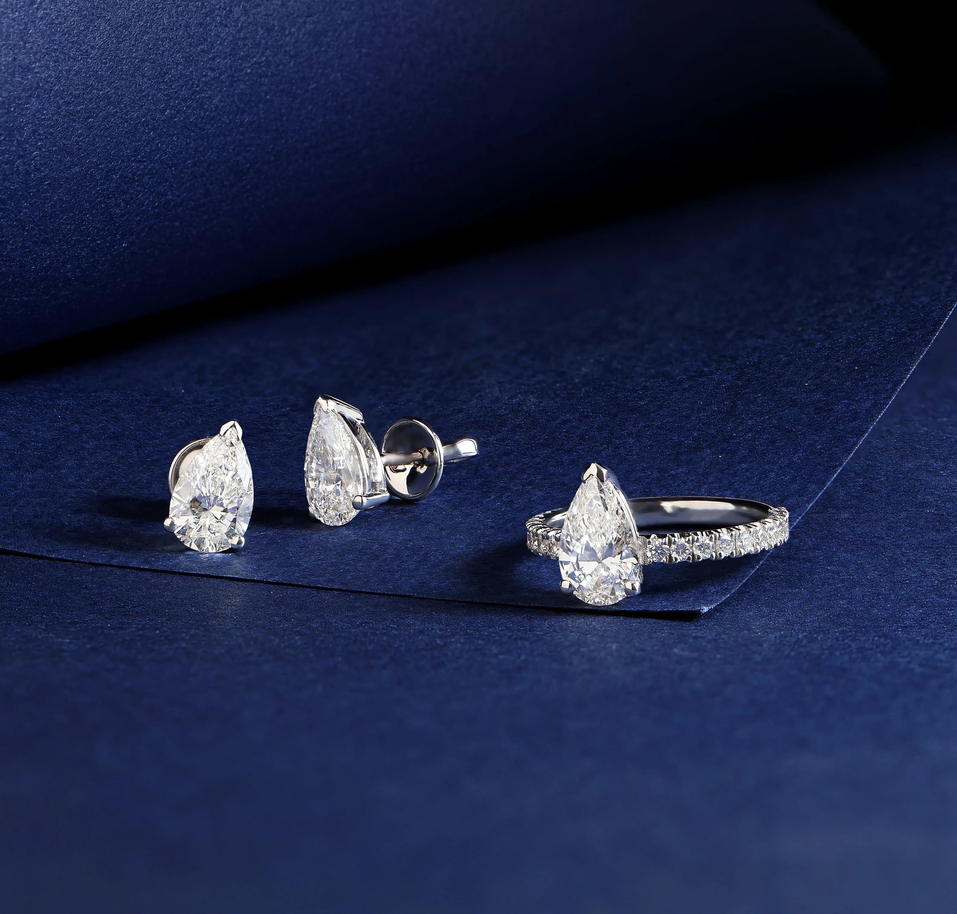 Сережки з лабораторними діамантами огранування груша Drop diamonds E22
