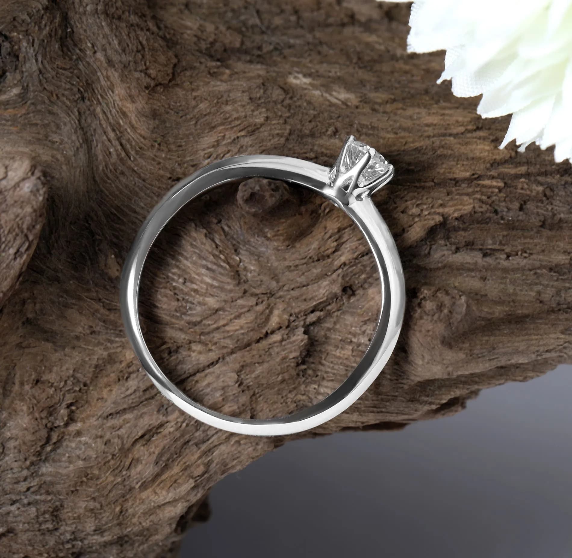 Каблучка з діамантом ``Diamond`s forever`` з білого золота 213-0379.4,1 (15,5)