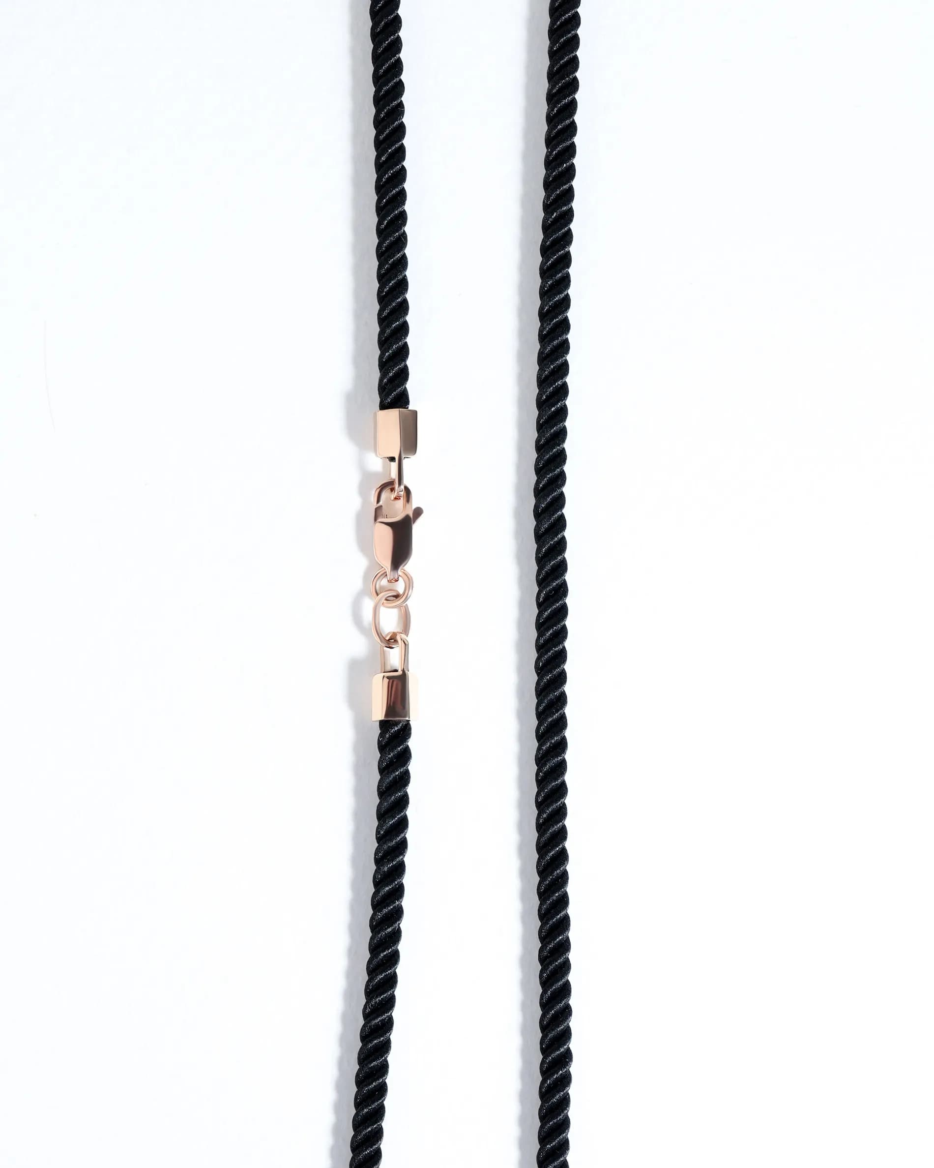 Шовковий шнурок із золотим замком з червоного золота Silk Quattro N01 3mm (60)