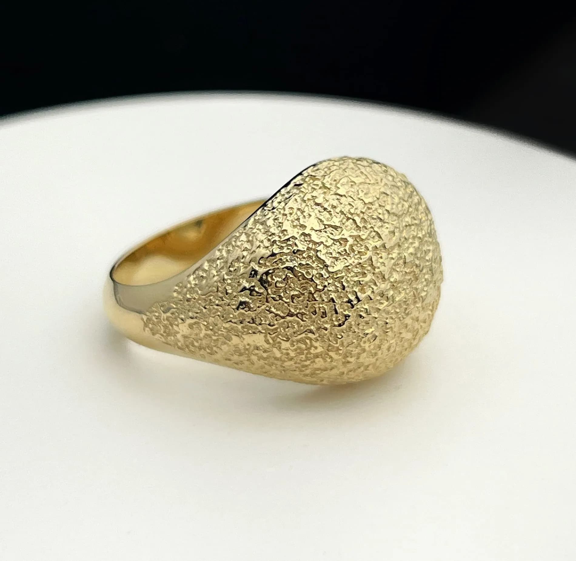 Перстень "Penelope" з жовтого золота