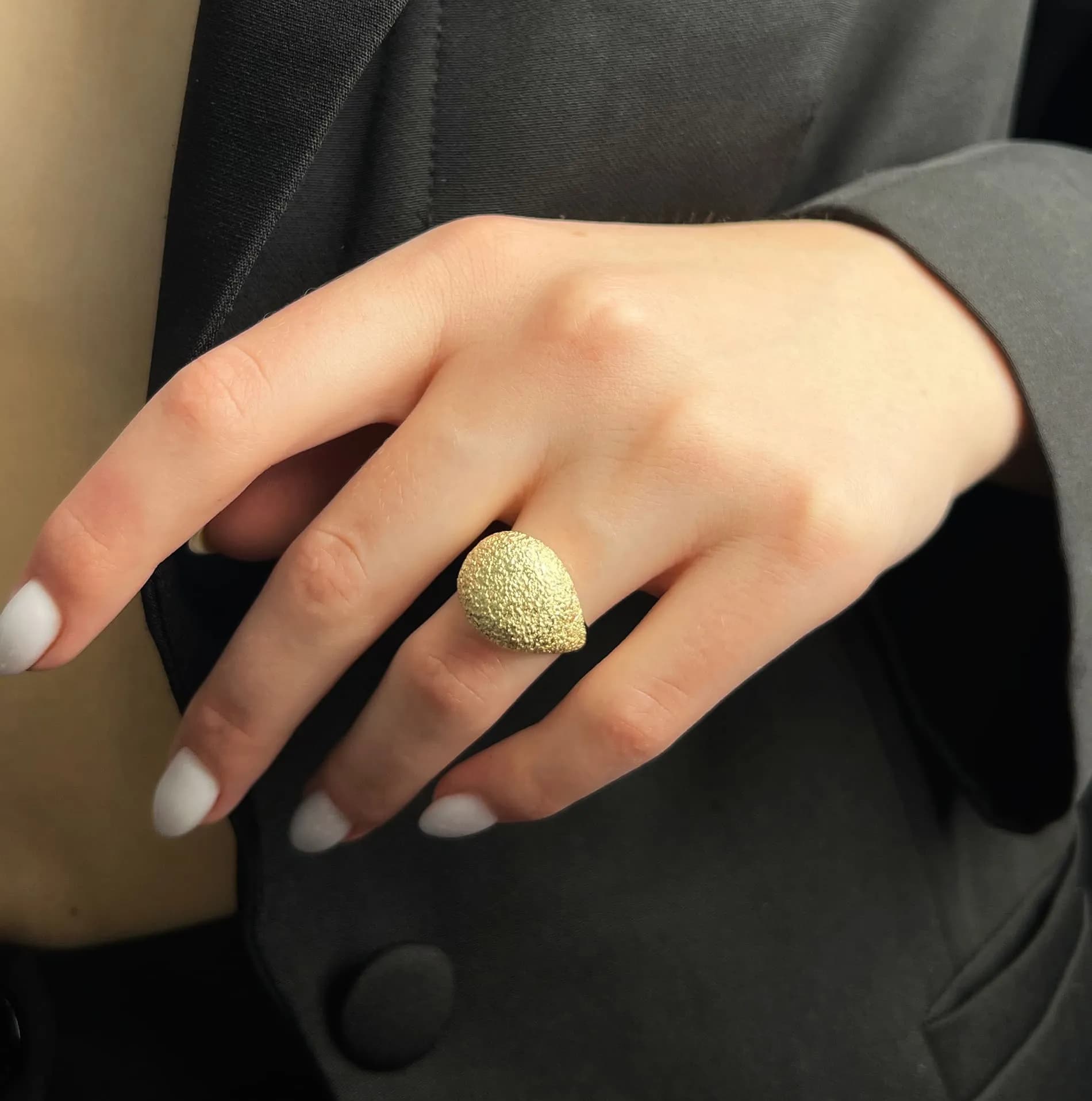 Перстень "Penelope" з жовтого золота