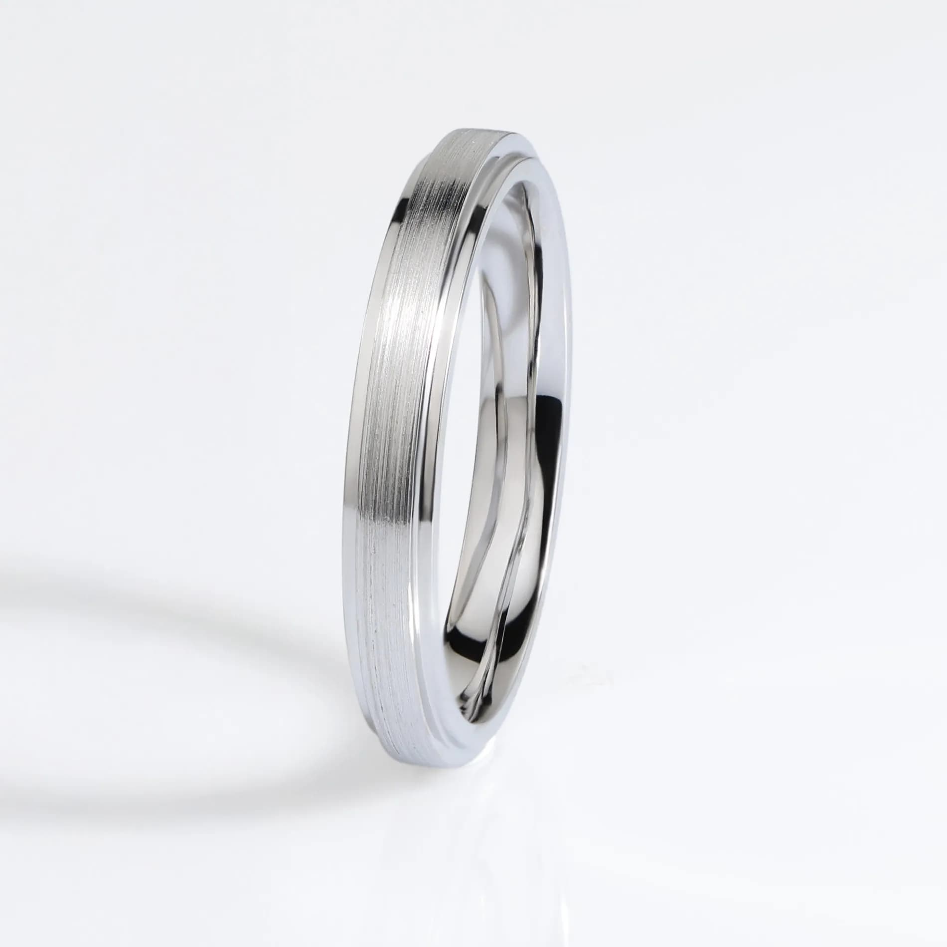 Обручка з білого золота з матуванням D`Amore 2  3mm (16,8)