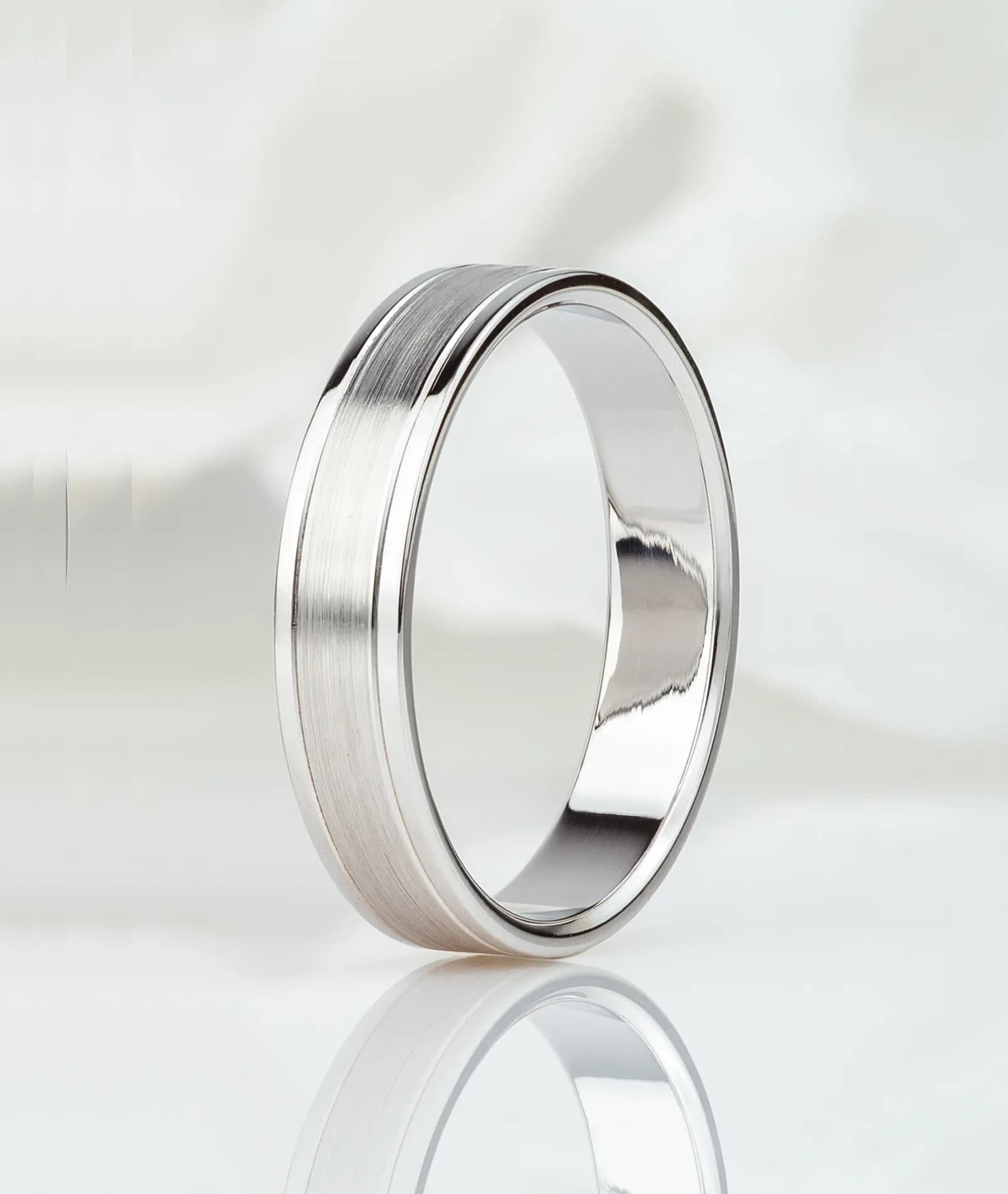 Обручка "Берег океану" з білого золота 200-0033,01 (17,5)