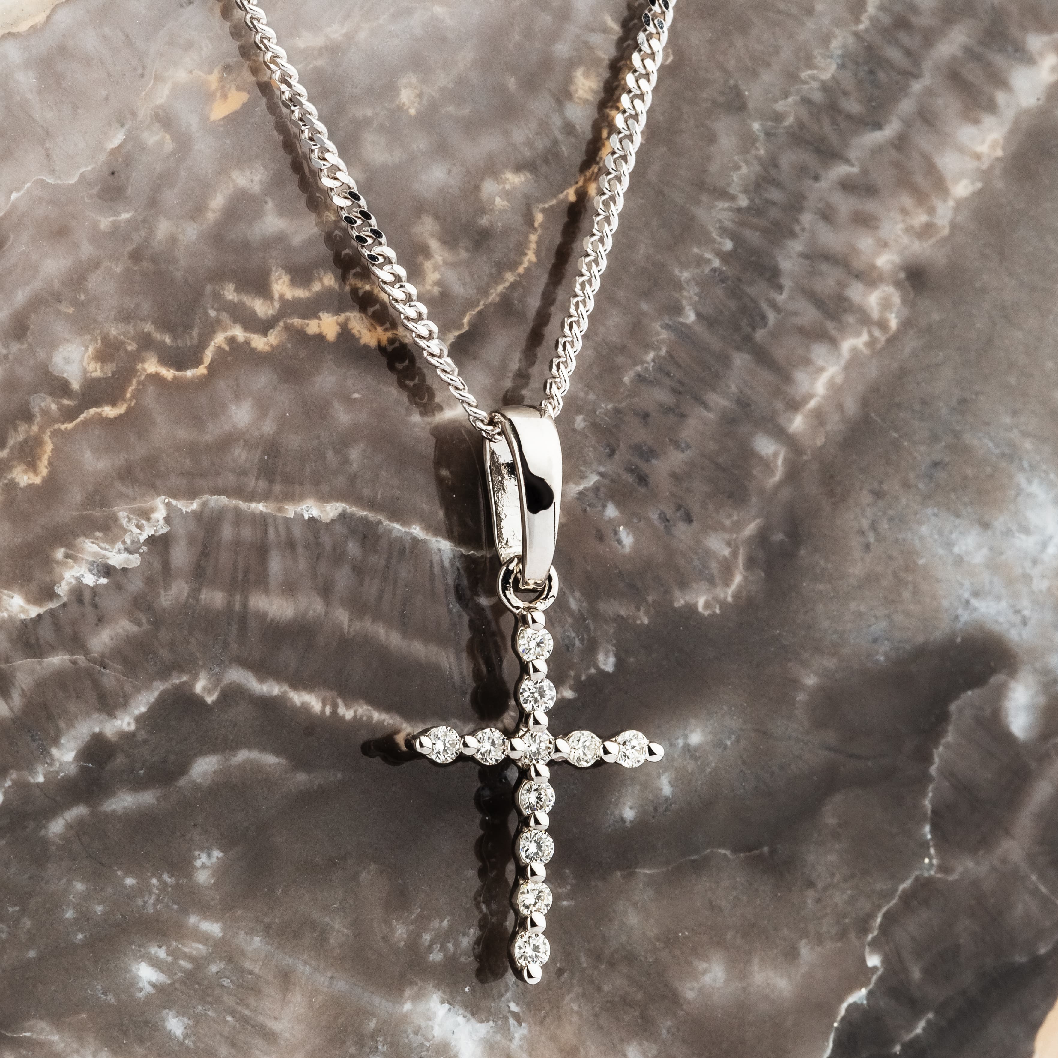 Хрестик з діамантами 225-0926