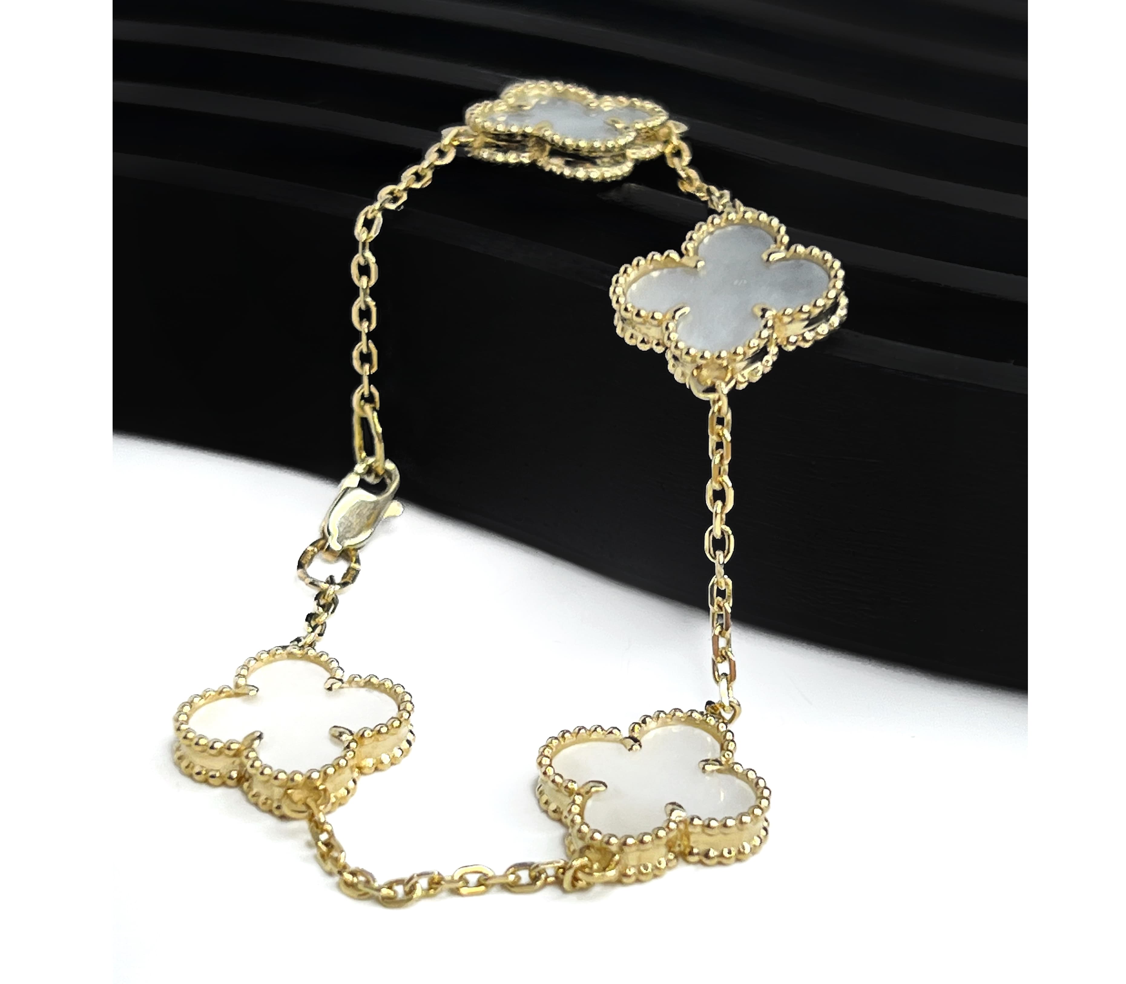 Браслет "Венеція" з перламутром з жовтого золота